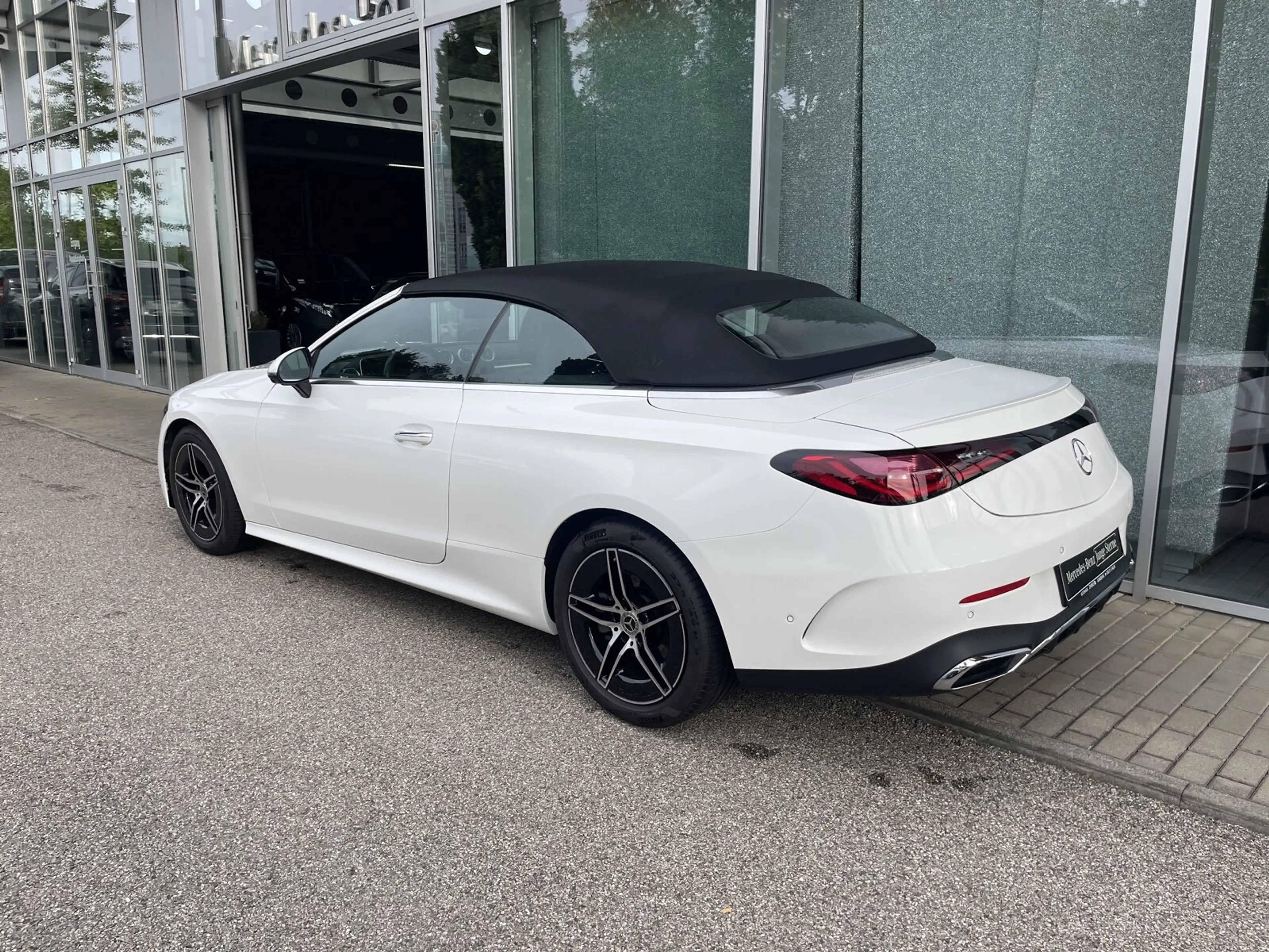 Mercedes-Benz CLE 300 CLE 300 4M Cabriolet AMG *PREMIUM*DISTRO*360*MEMORY* — photo 5