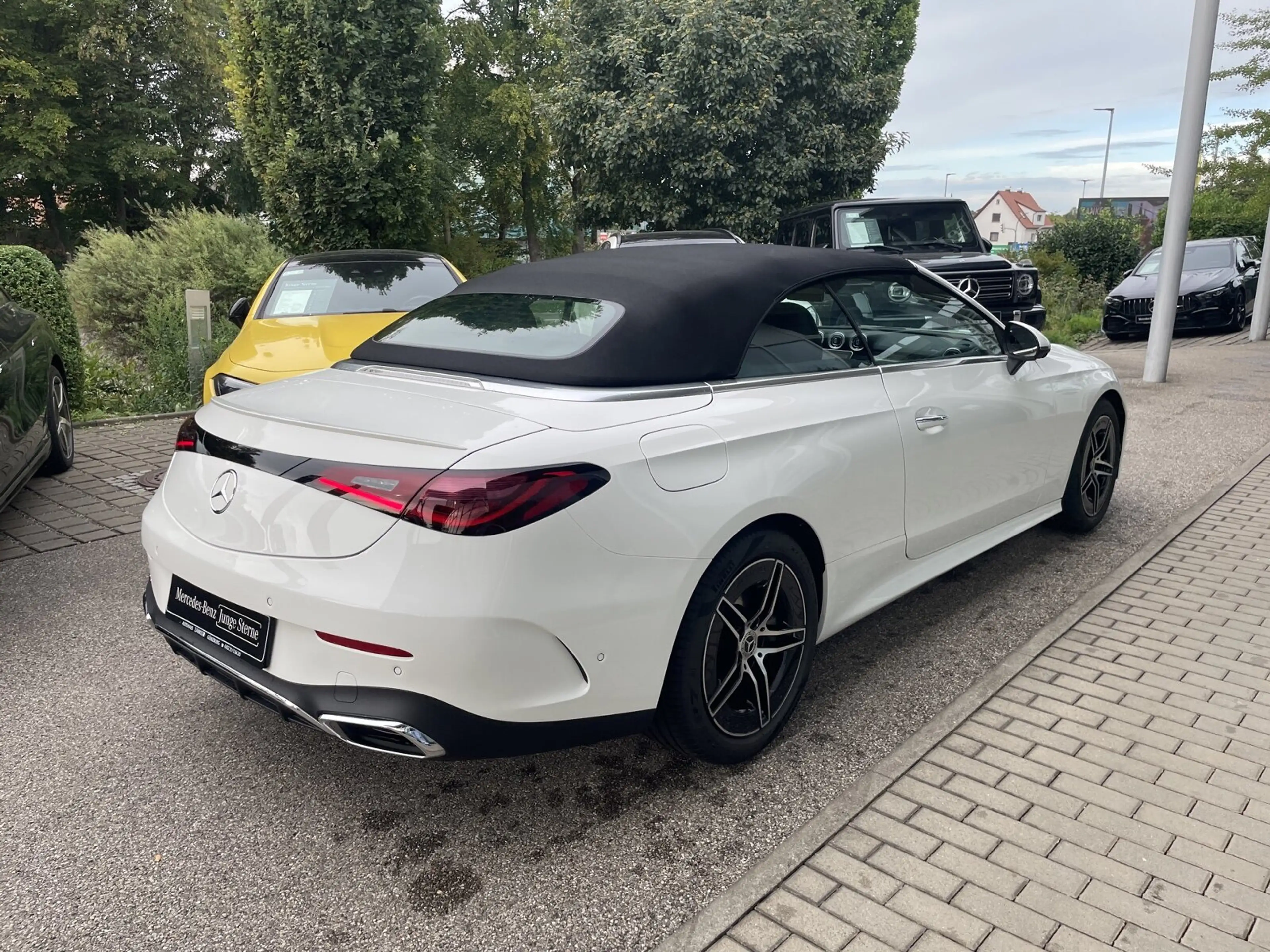 Mercedes-Benz CLE 300 CLE 300 4M Cabriolet AMG *PREMIUM*DISTRO*360*MEMORY* — photo 9