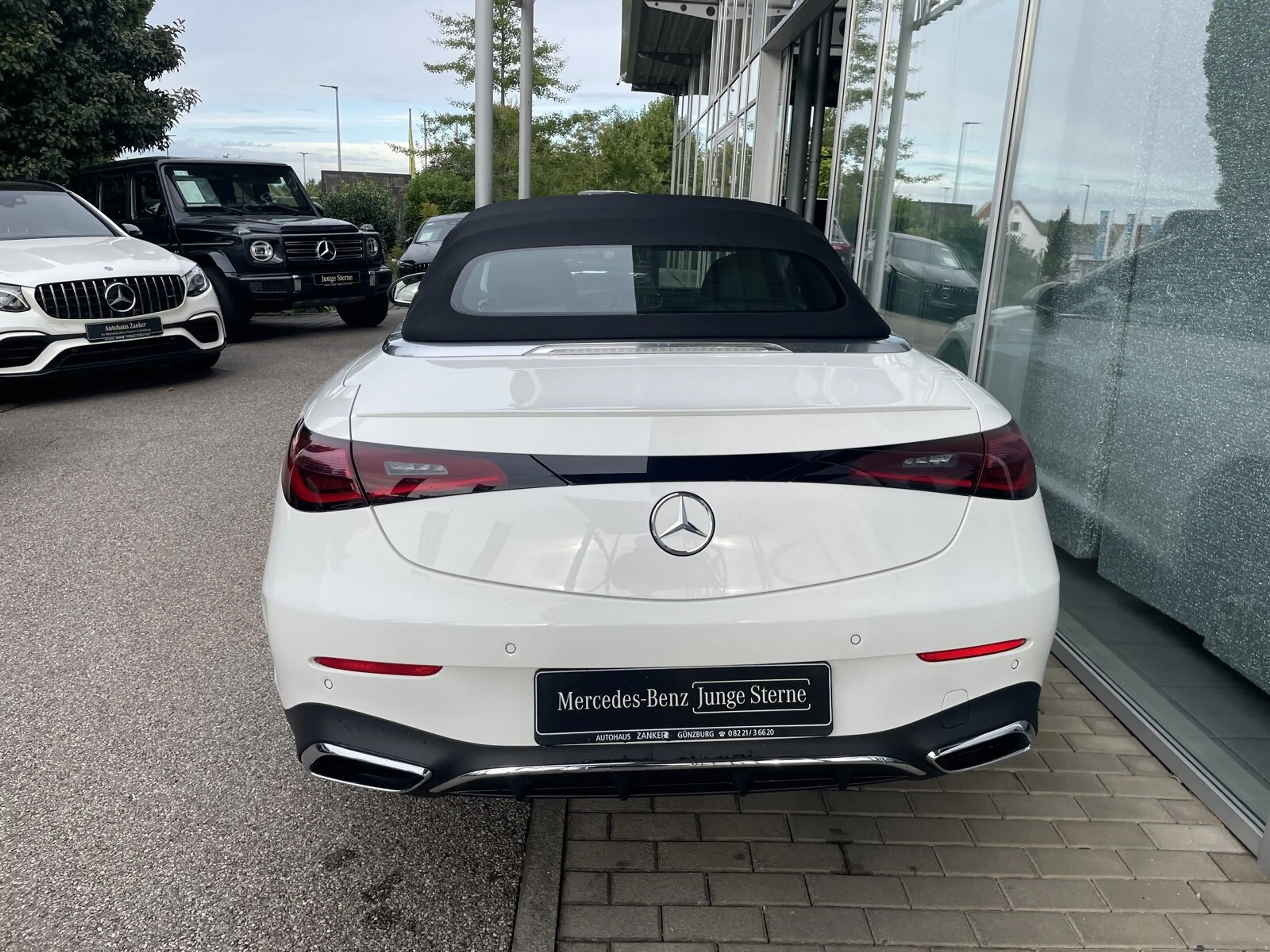 Mercedes-Benz CLE 300 CLE 300 4M Cabriolet AMG *PREMIUM*DISTRO*360*MEMORY* — photo 10