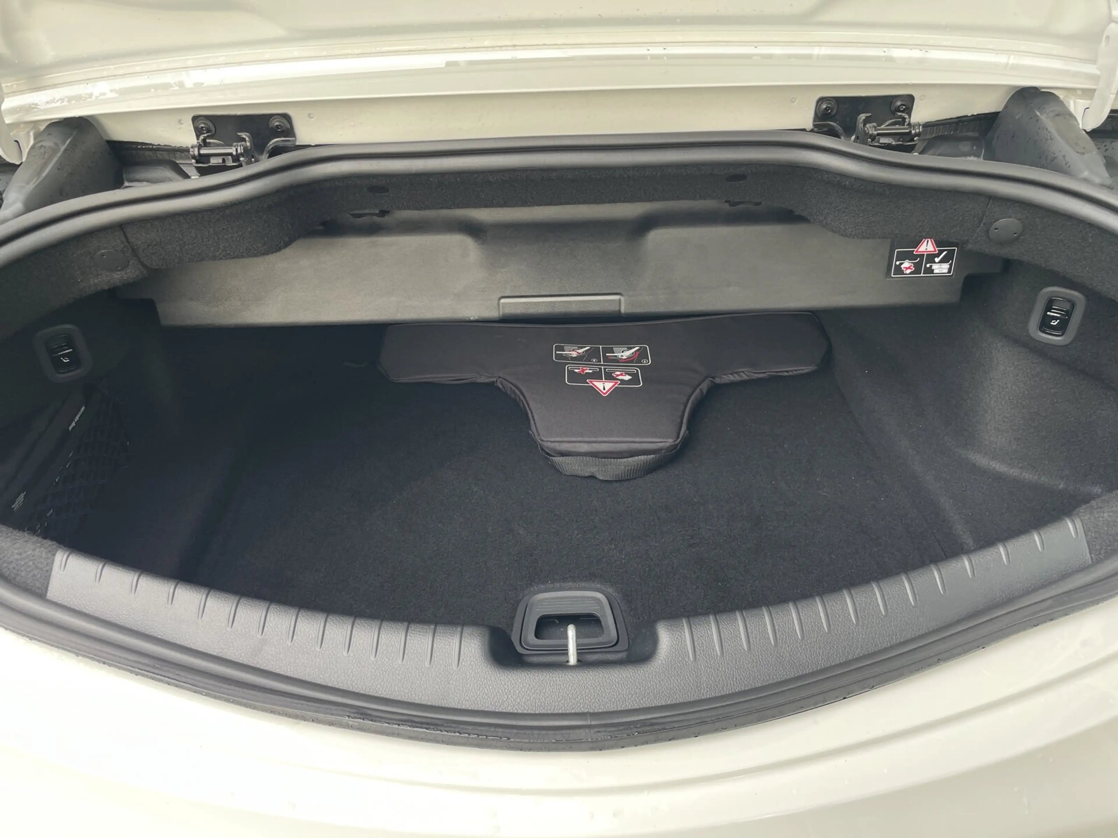 Mercedes-Benz CLE 300 CLE 300 4M Cabriolet AMG *PREMIUM*DISTRO*360*MEMORY* — photo 11