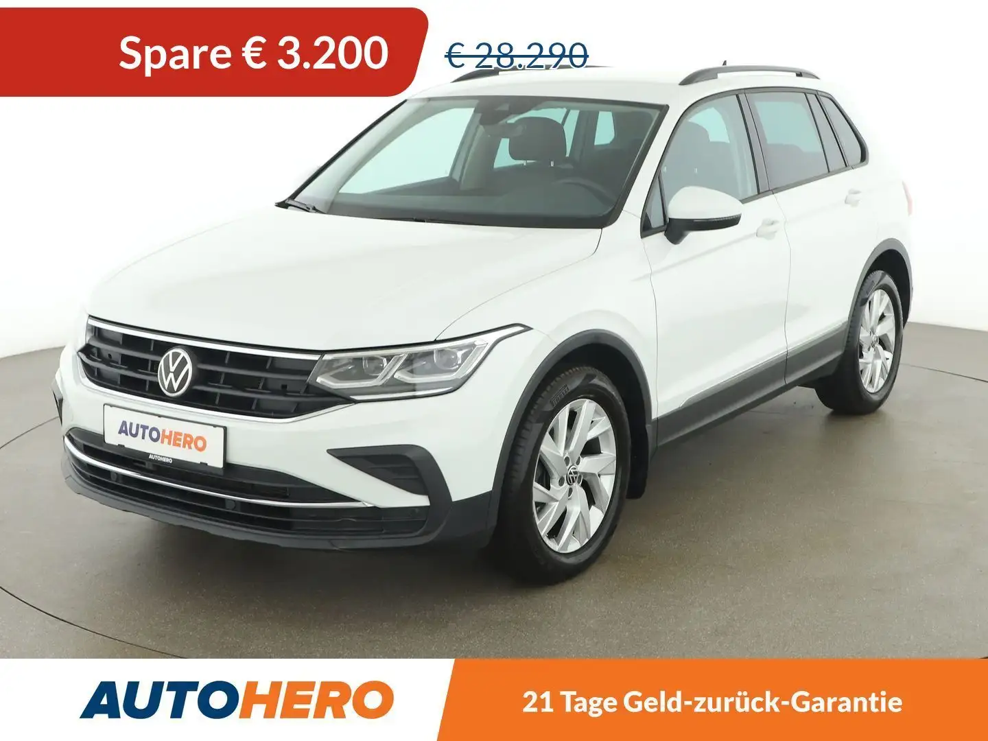 Volkswagen Tiguan 1.5 TSI ACT Life Aut. *SPUR*STANDHZ*ACC*3-ZONEN* Weiß - 1