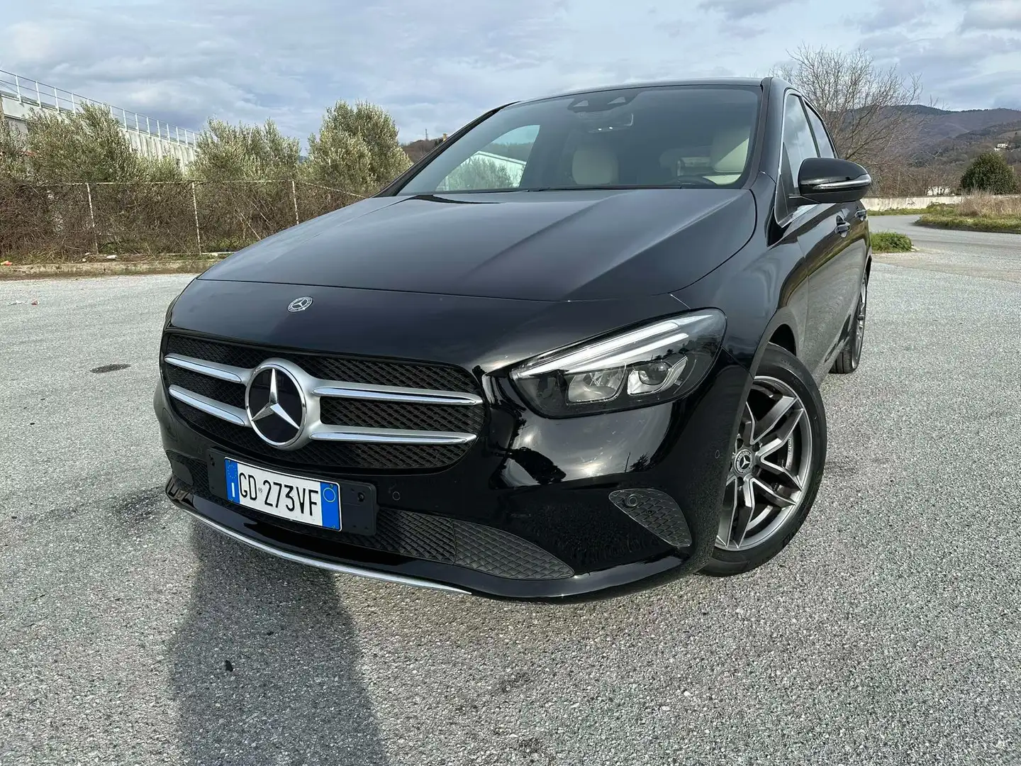 Mercedes-Benz B 180 B 180 d Premium auto Nero - 1