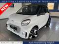 smart forTwo coupe EQ|22kW|Exclusive|PDC|CAM Weiß - thumbnail 1