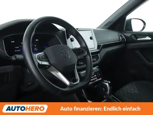 Volkswagen T-Cross view 11