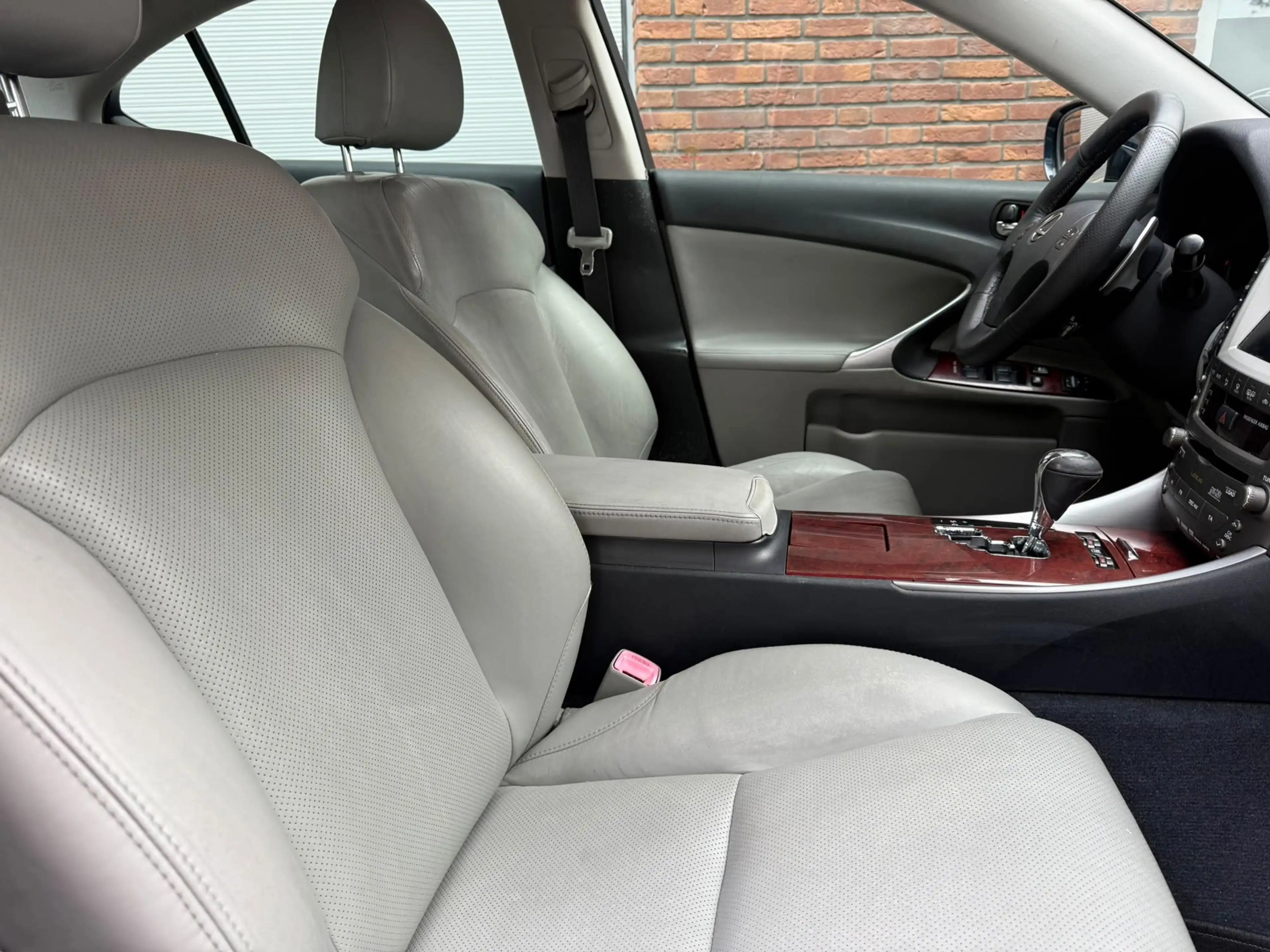 Lexus IS 250 Executive|AUTOMAAT|NIEUWE APK|NAVI|LEER — photo 8