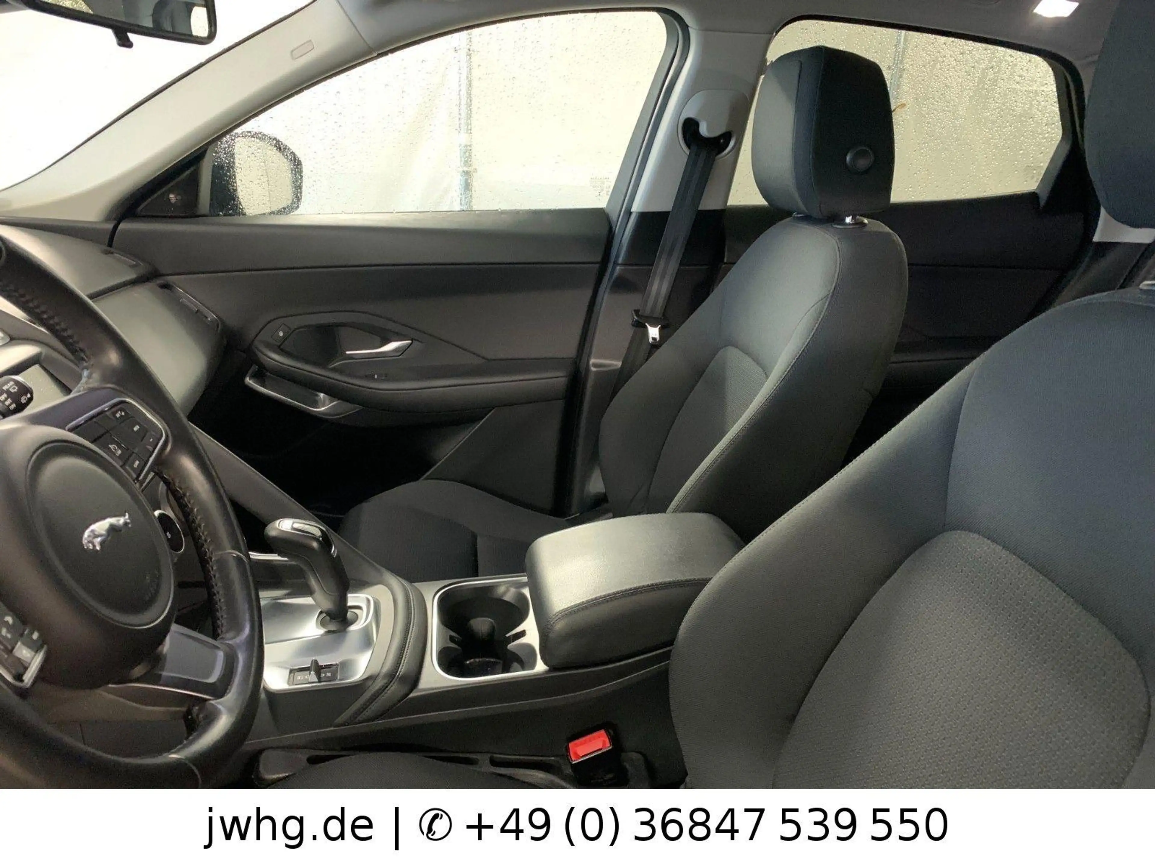 Jaguar E-Pace AWD KAMERA | SITZHZ | NAVI PRO | DAB — photo 8