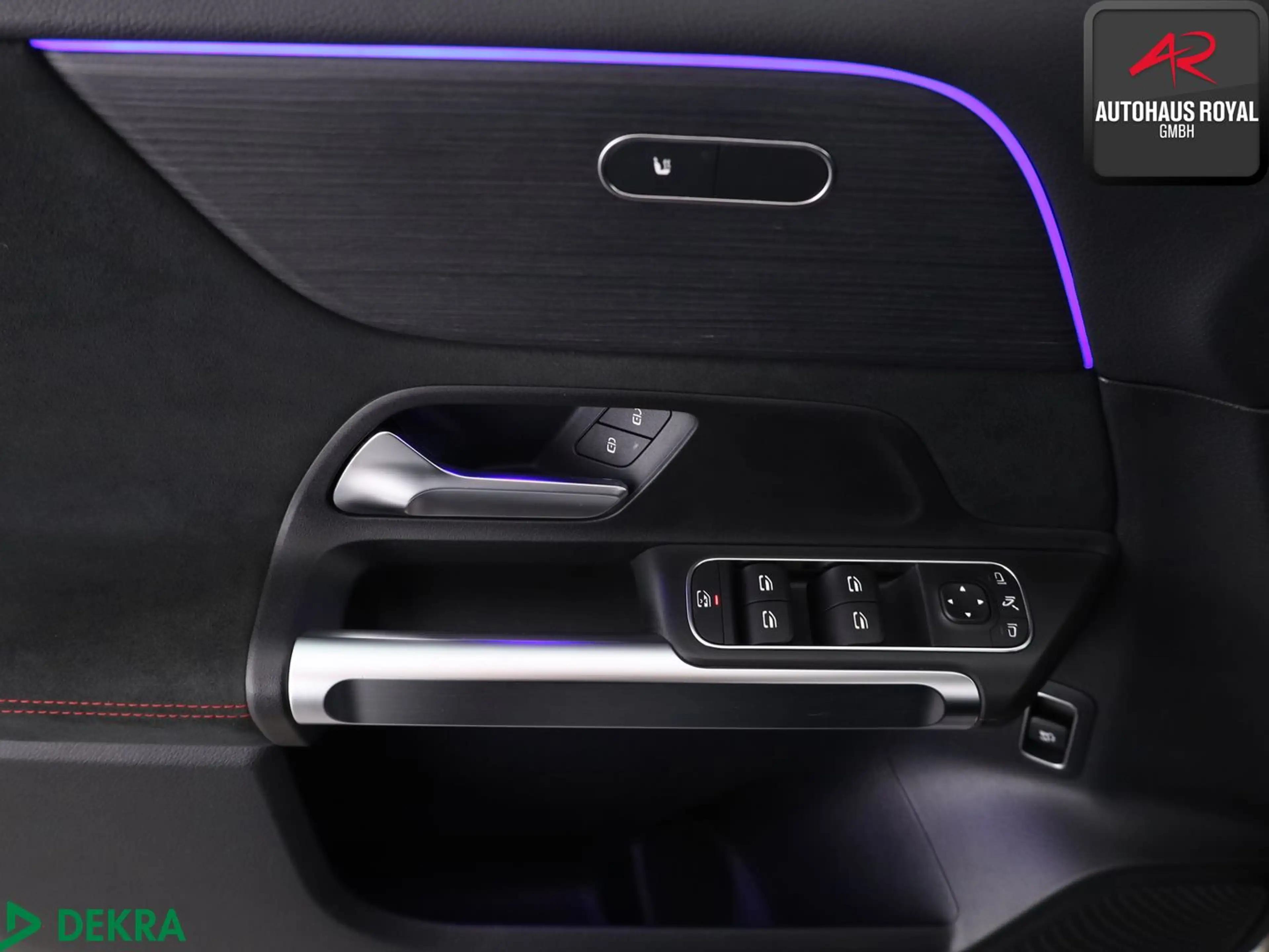 Mercedes-Benz GLB 35 AMG 4M MULTIBEAM,HEADUP,KAMERA,PANO,AHK — photo 13