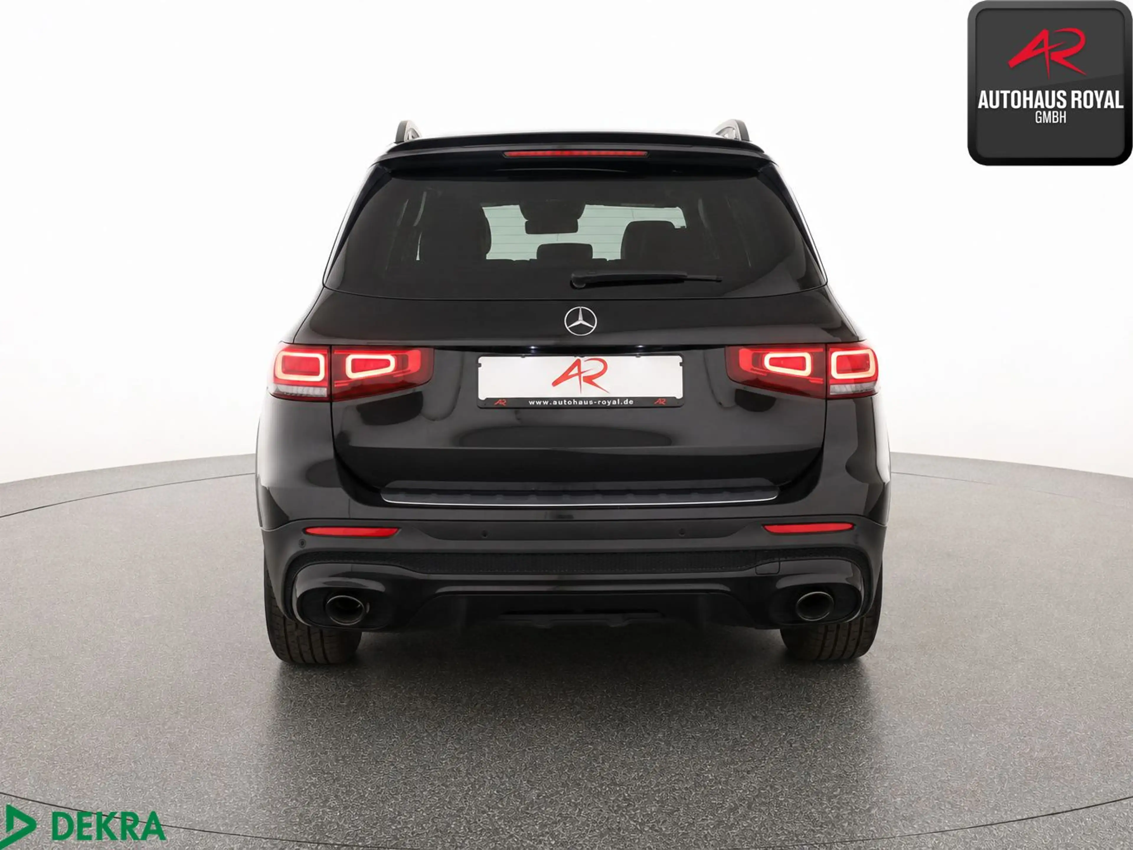 Mercedes-Benz GLB 35 AMG 4M MULTIBEAM,HEADUP,KAMERA,PANO,AHK — photo 4