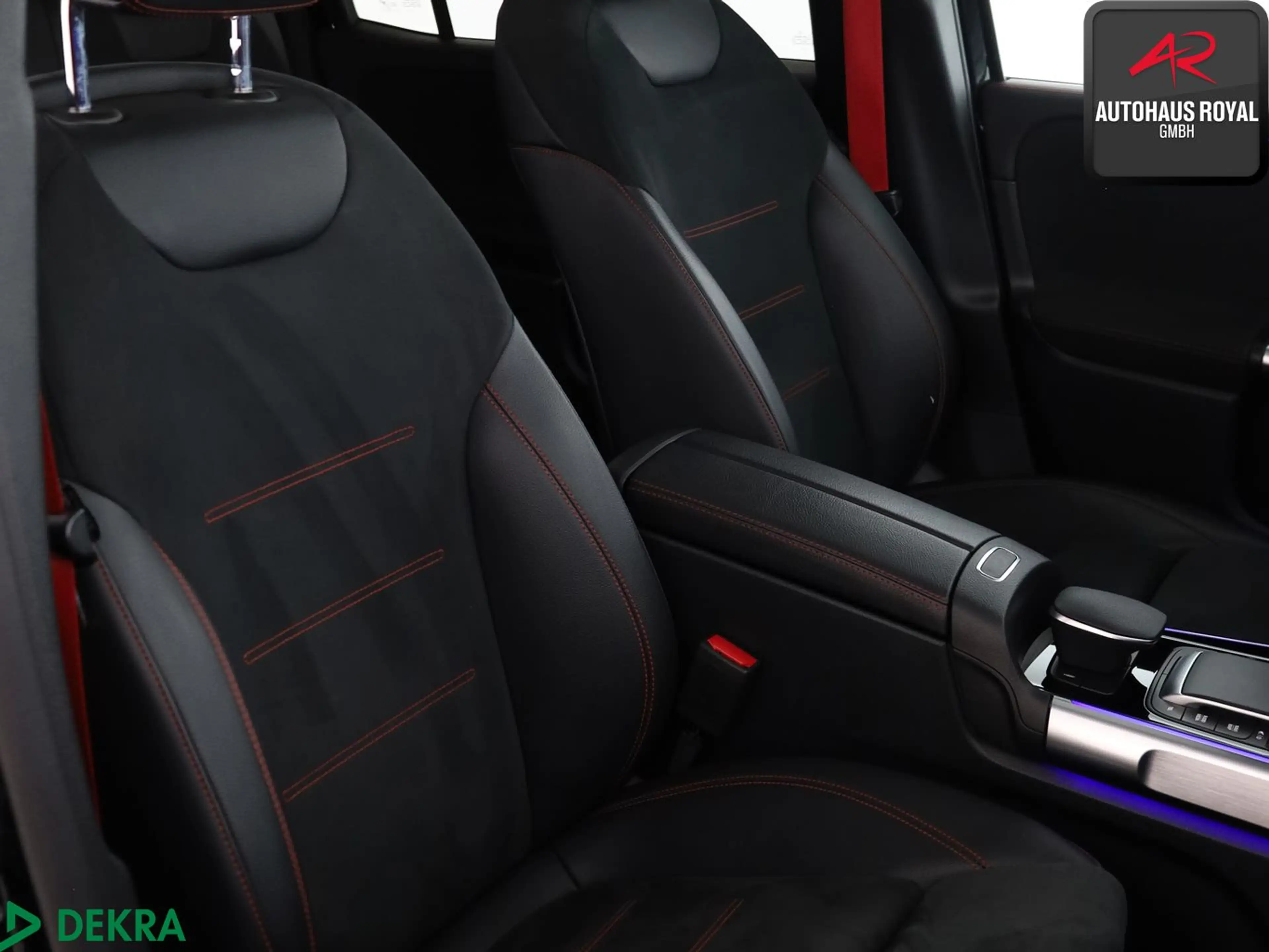 Mercedes-Benz GLB 35 AMG 4M MULTIBEAM,HEADUP,KAMERA,PANO,AHK — photo 10