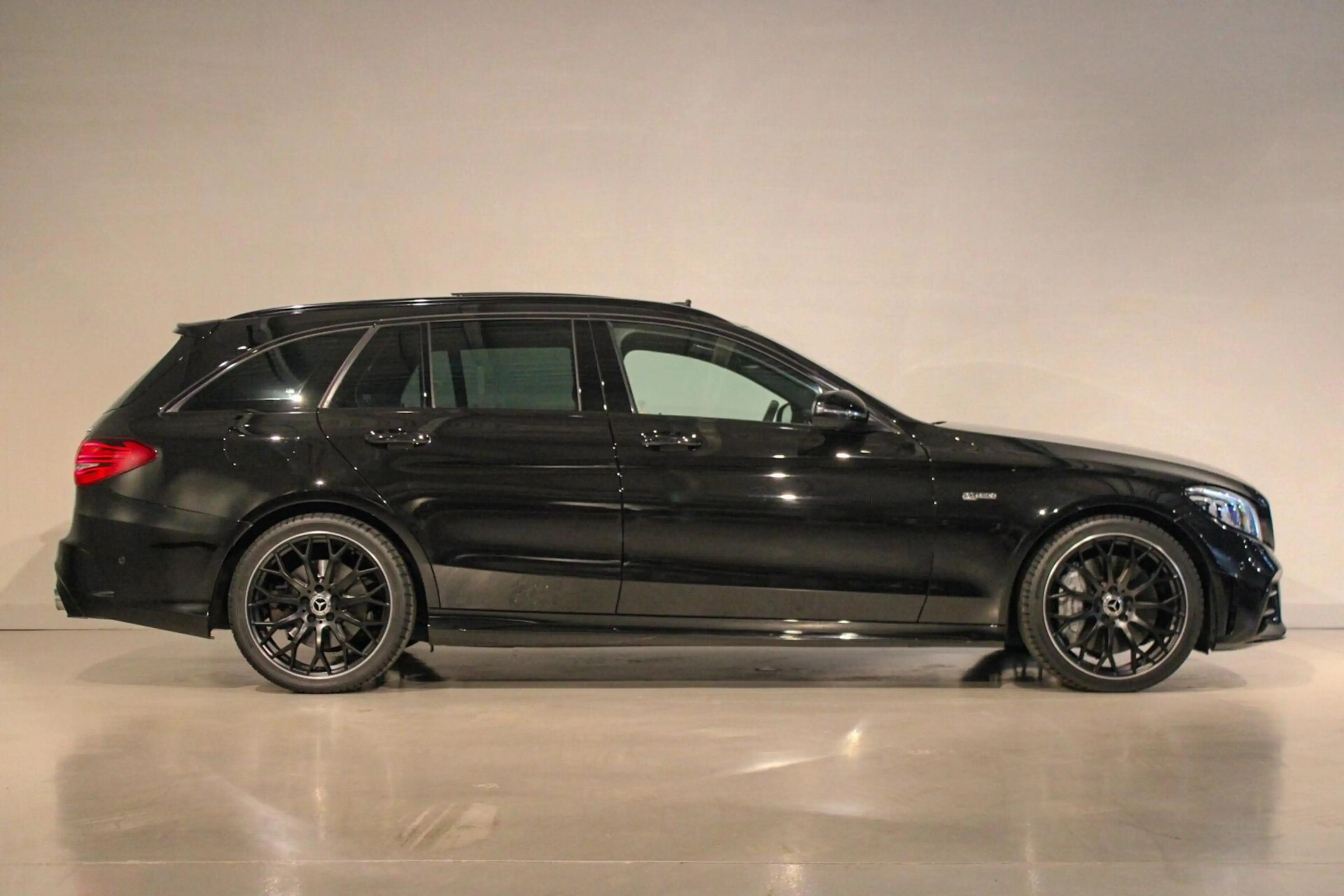Mercedes-Benz C 43 AMG Estate 4MATIC PANO|SPORTUITL|BURM — photo 6