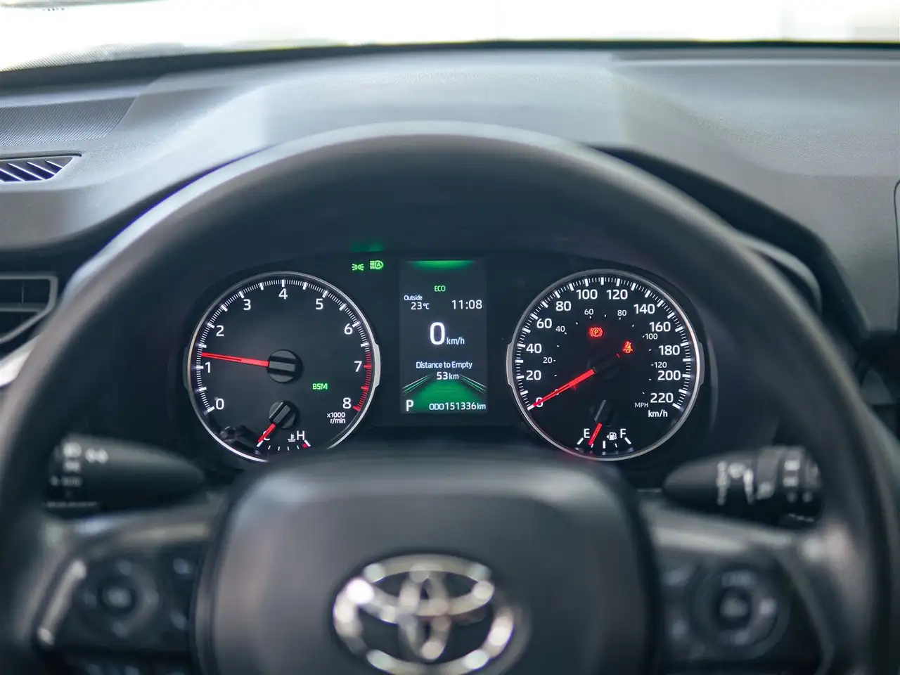 Toyota RAV 4 снимка Toyota RAV 4