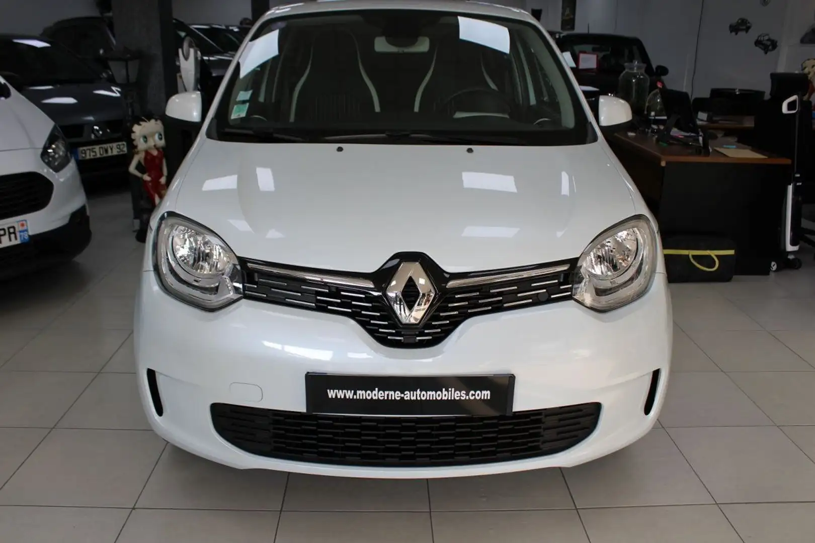 Renault Twingo III 0.9 TCE 90CH INTENS EDC EURO6C Blanc - 2