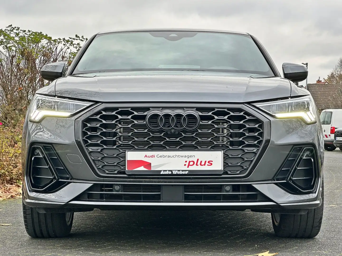 Audi Q3 Sportback 35TFSI S LINE PANO SONOS STANDHZ VC Grau - 2