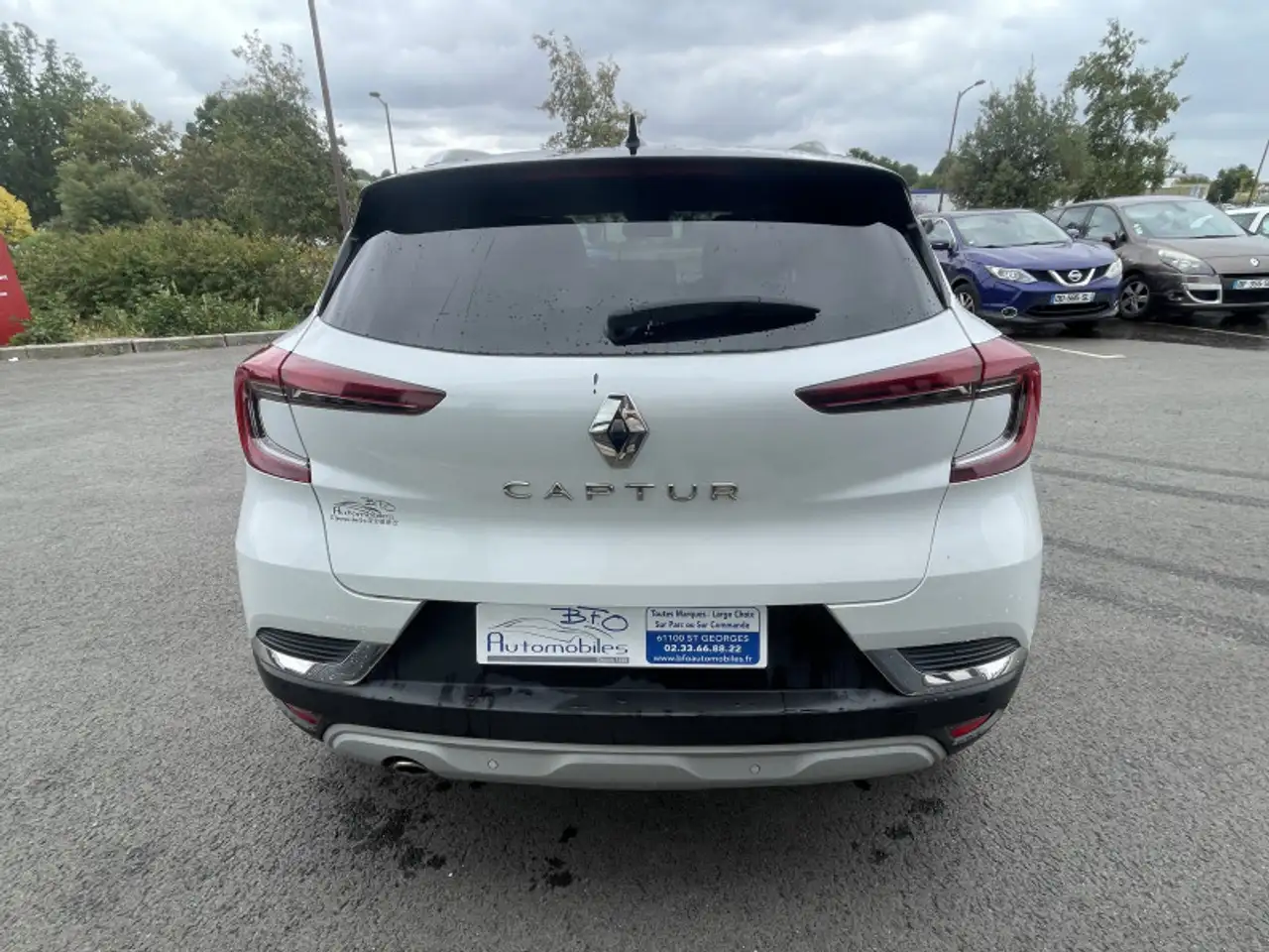 Renault Captur — photo 6