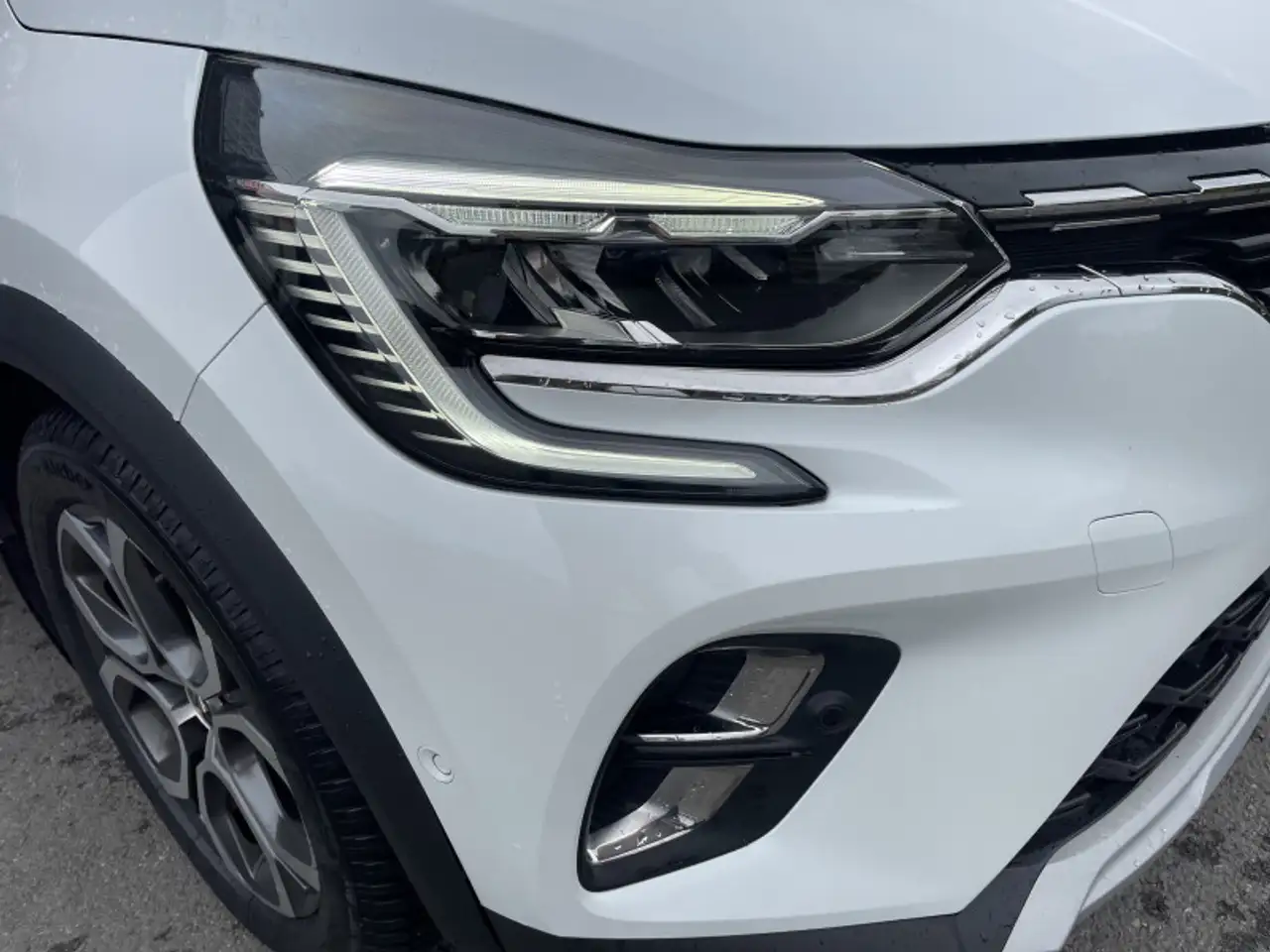 Renault Captur — photo 13
