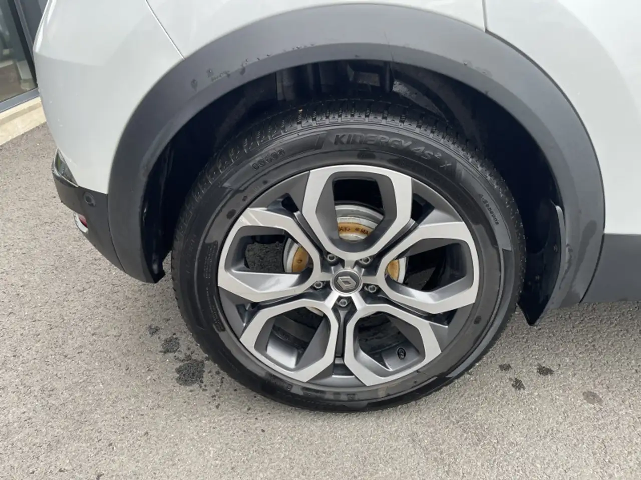 Renault Captur — photo 11