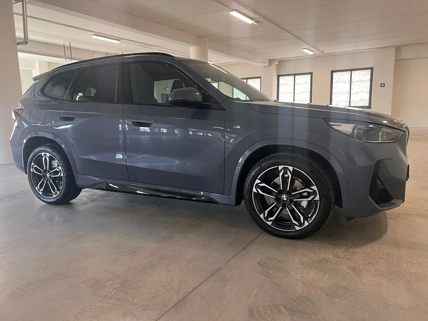 BMW X1 U11 sdrive18d X-Line auto Verde - 1