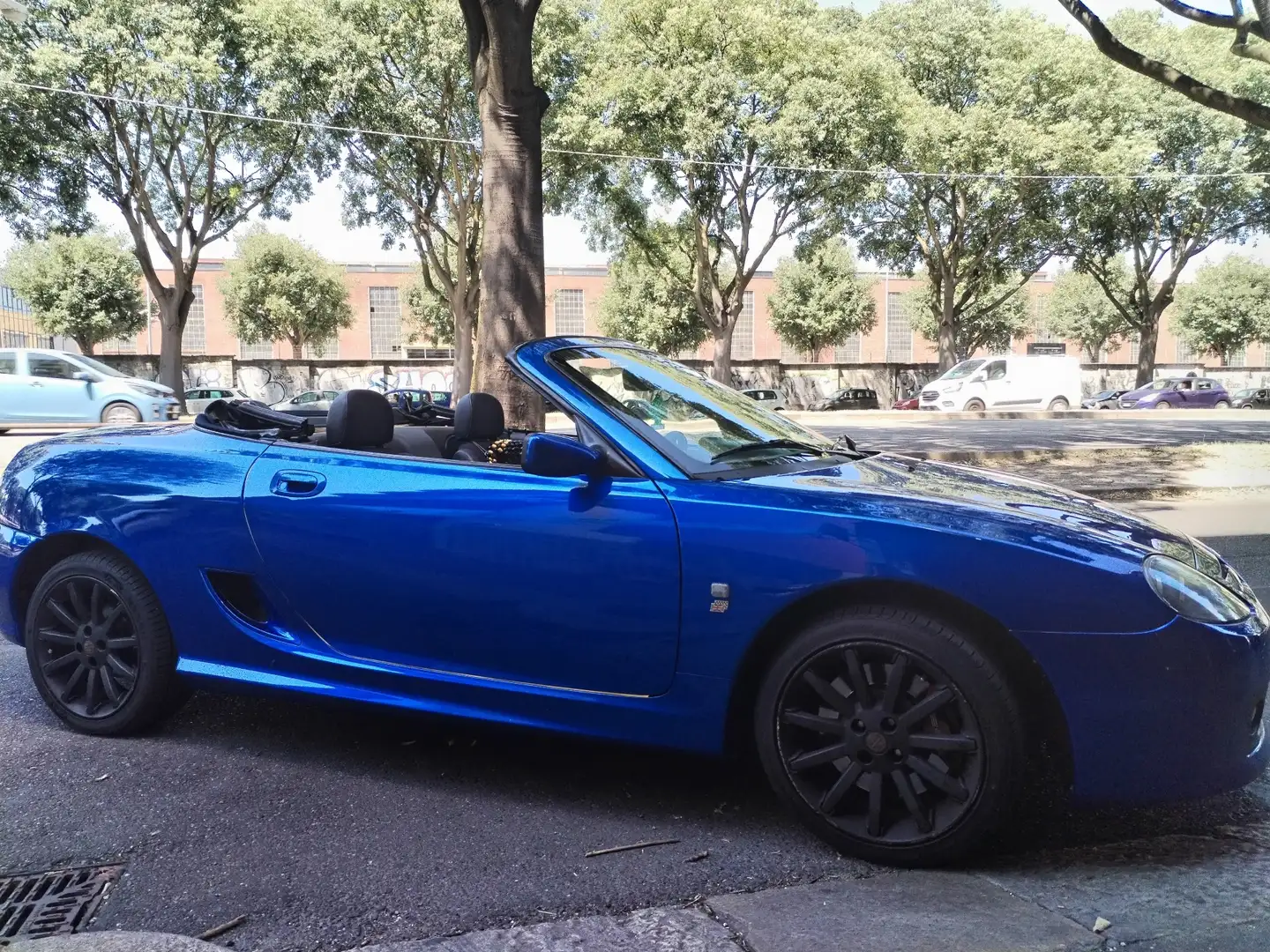 MG TF 115 Abs/AC/H.Top/Alcantara Blu - 2