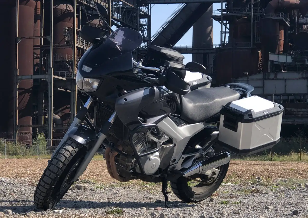 Yamaha TDM 850