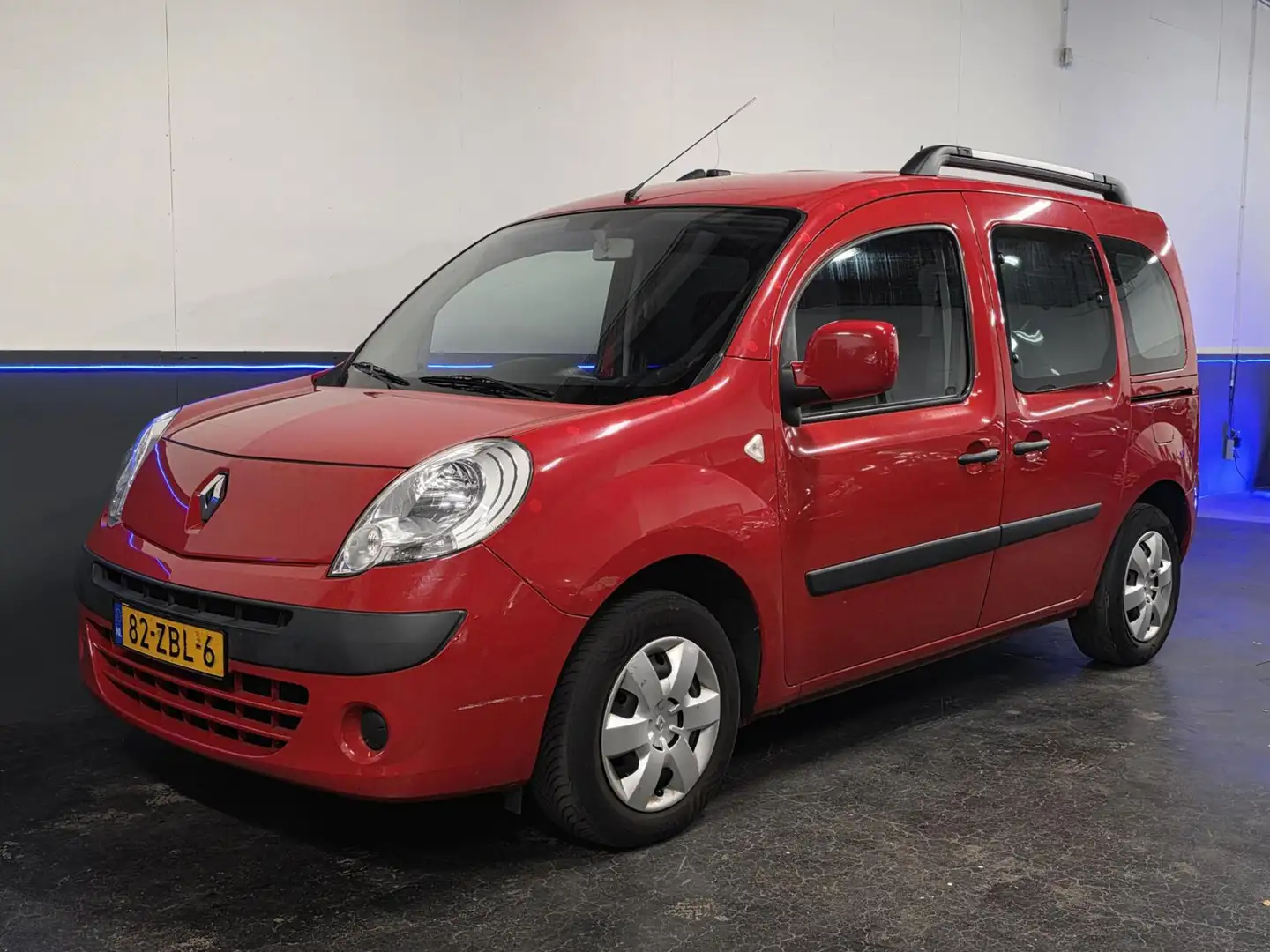 Renault Kangoo Family 1.5 dCi Expression Start&Stop Rood - 2