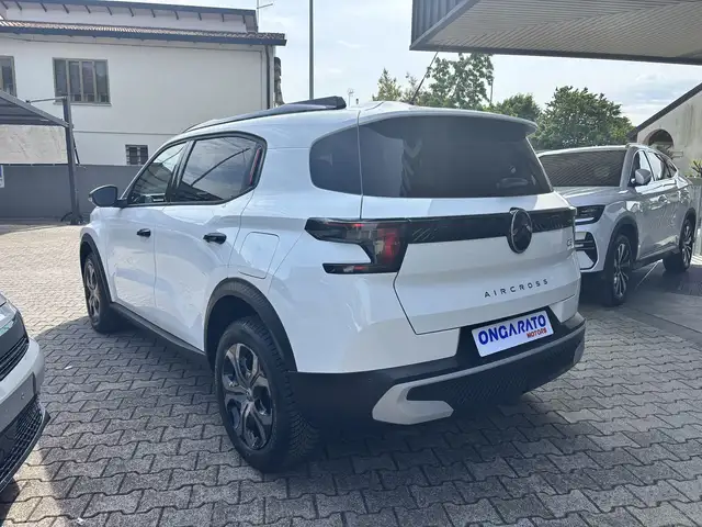 Citroen C3 Aircross view 4