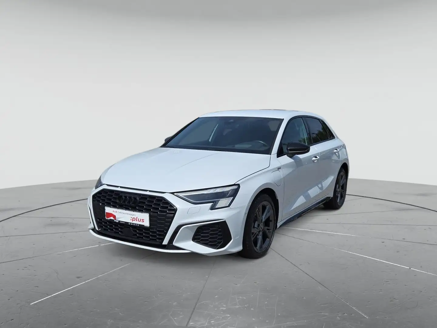 Audi A3 S line 40 TFSI e S tronic, MATRIX/B Weiß - 2