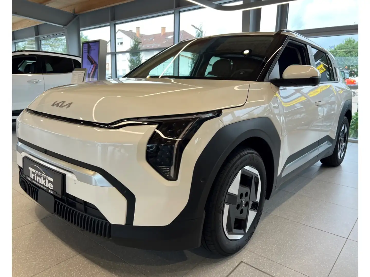 Kia EV3 58,3 KWH Earth DRIVE WIC UPG BUSINESS Navi Digital Blanco - 2
