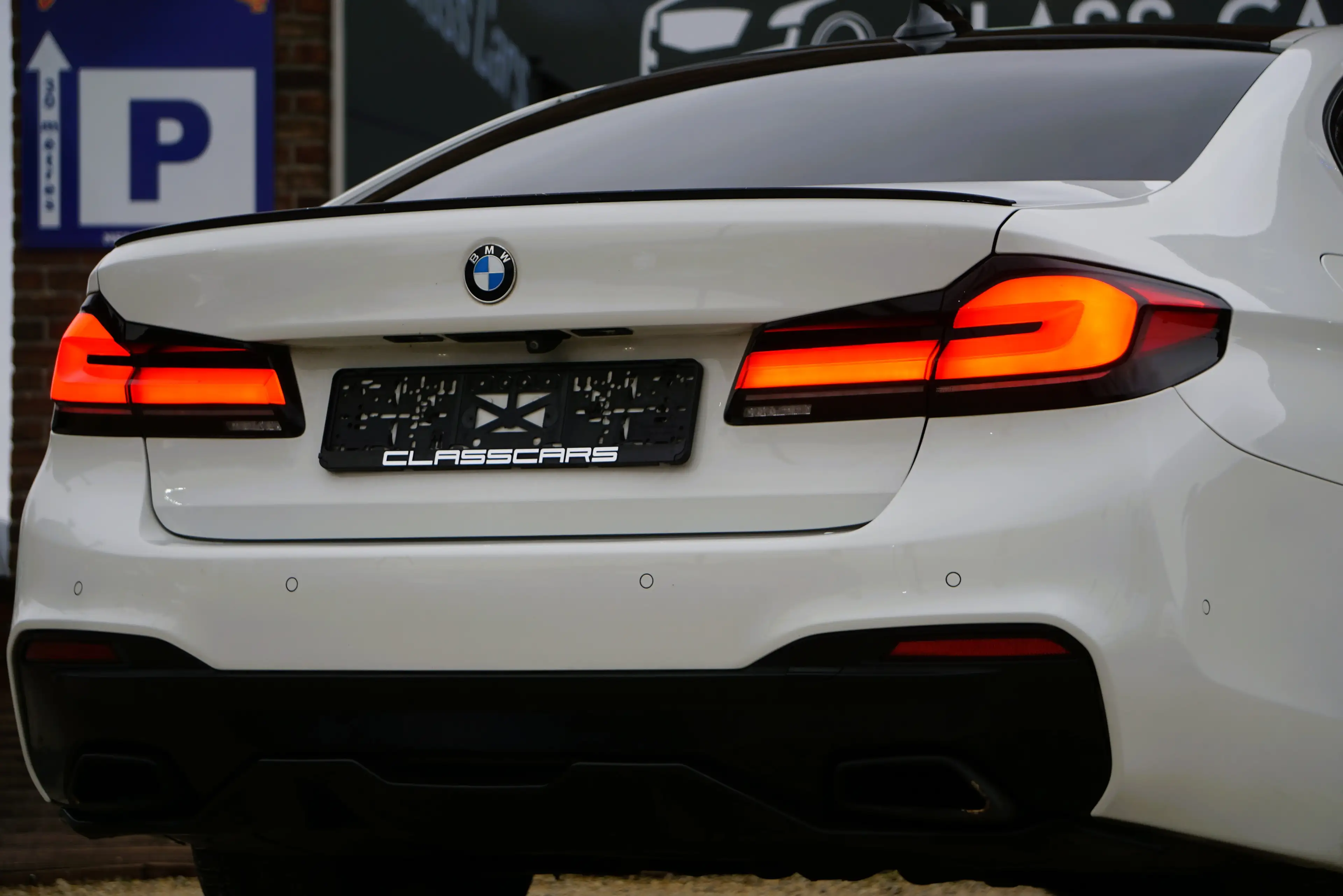 BMW 525 d PACK-M COCKPIT NAVI-CAM HARMAN AMBIANCE EURO 6d — photo 7