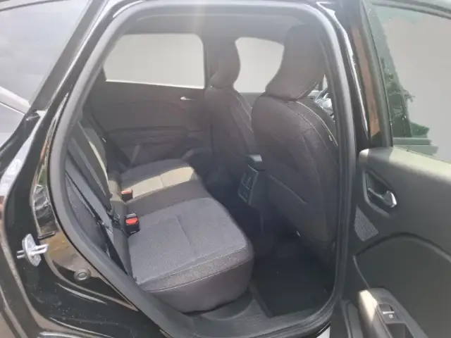 Renault Captur view 12
