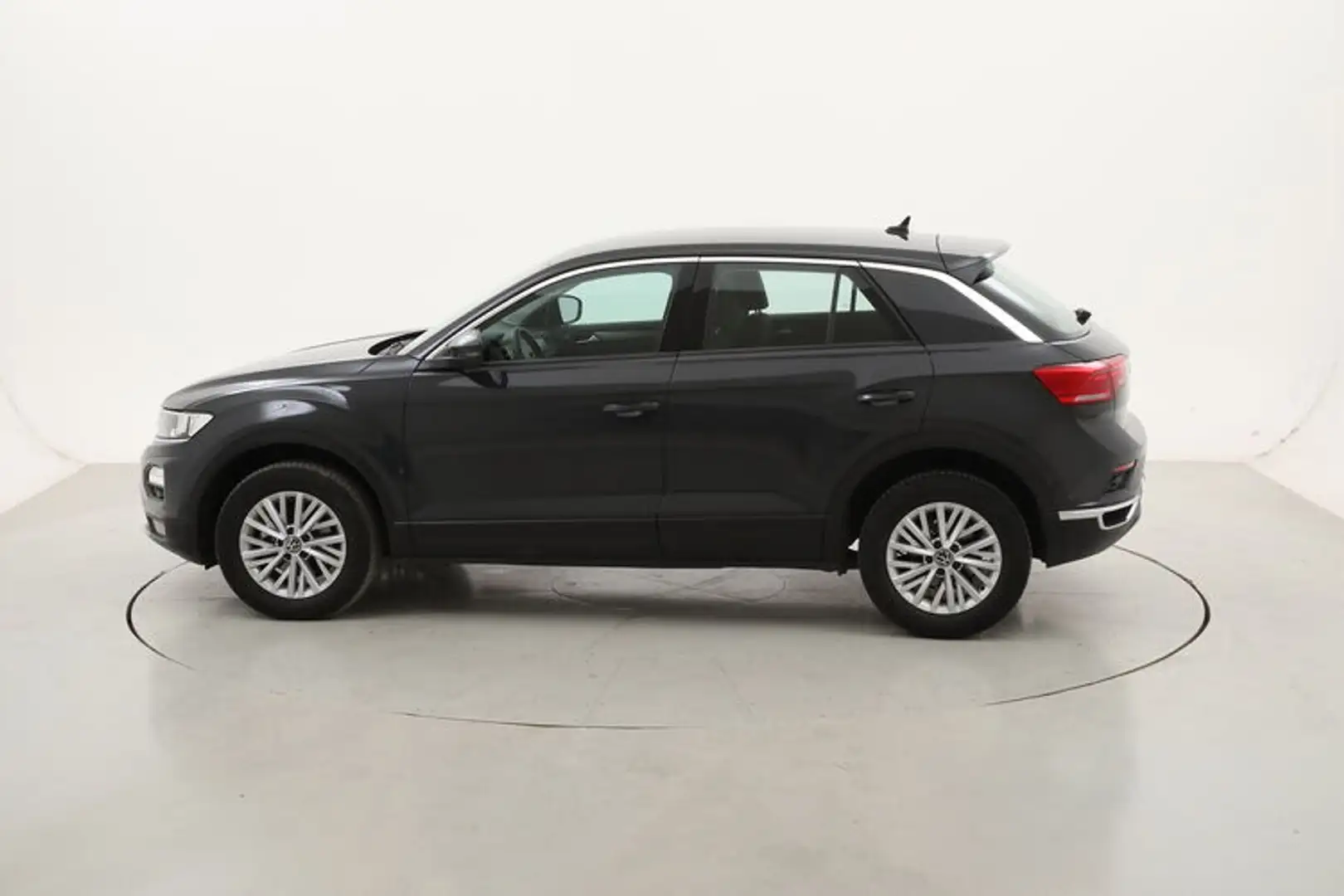 Volkswagen T-Roc Style DSG 1.5 Benzina 150CV Grigio - 2