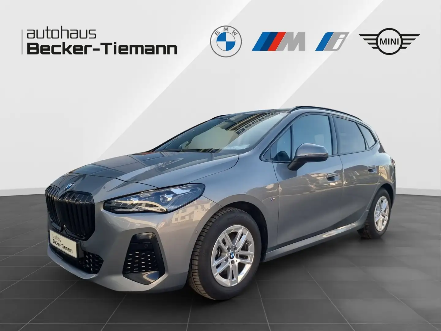 BMW 220 i Active Tourer Grau - 1