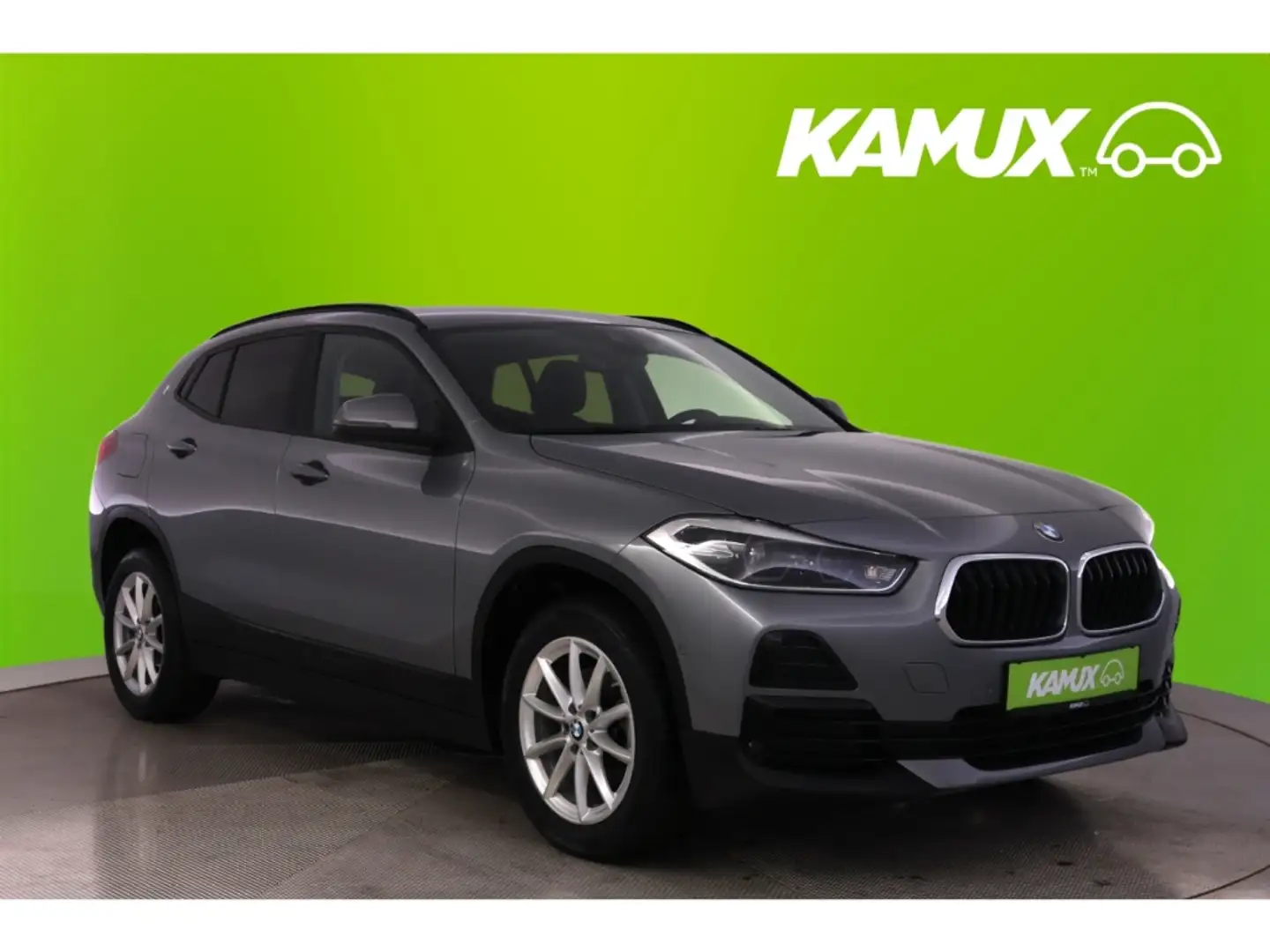 BMW X2 18i sDrive Steptronic Advantage+LED+NAVI+SHZ Grijs - 1
