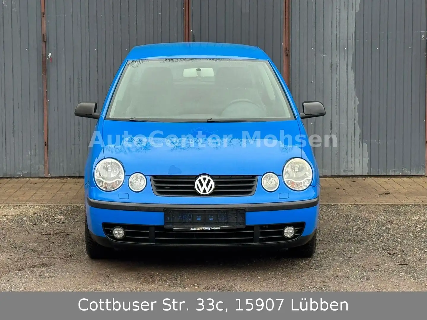 Volkswagen Polo IV Basis (117) Azul - 2