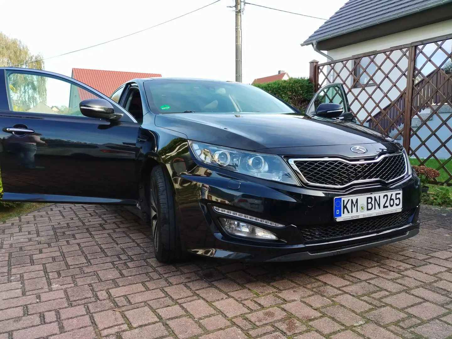 Kia Optima Optima 1.7 CRDI Automatik Edition 7 crna - 1