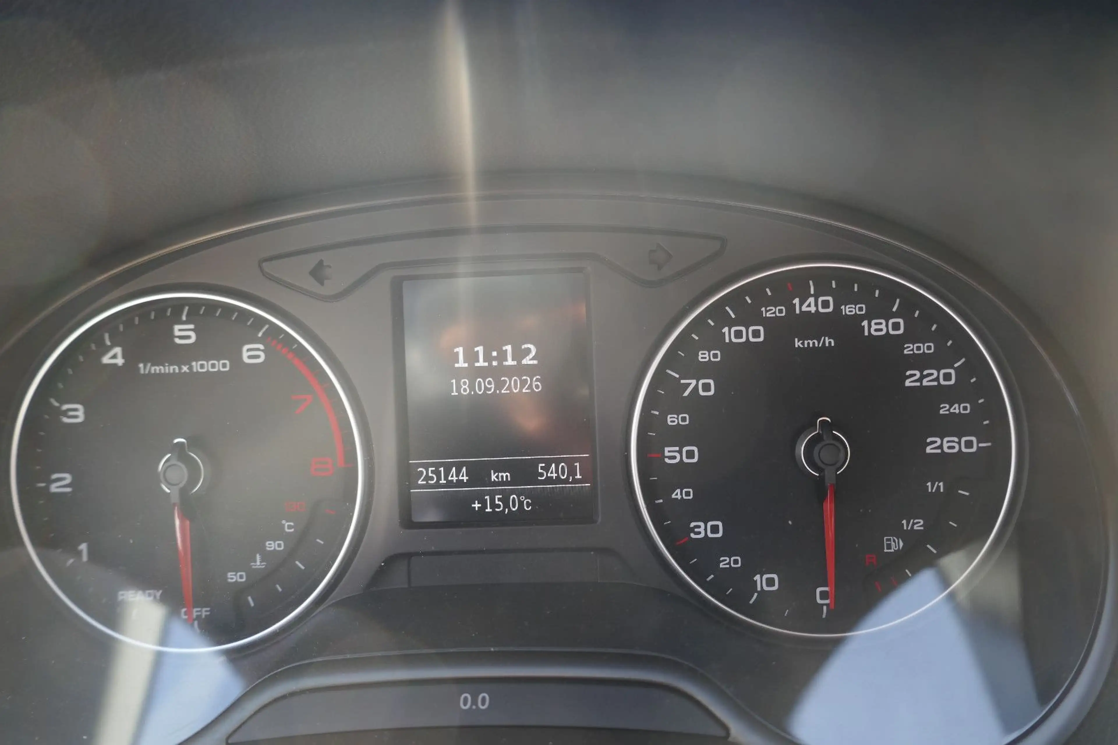 Audi Q2 35 TFSI S line — photo 7