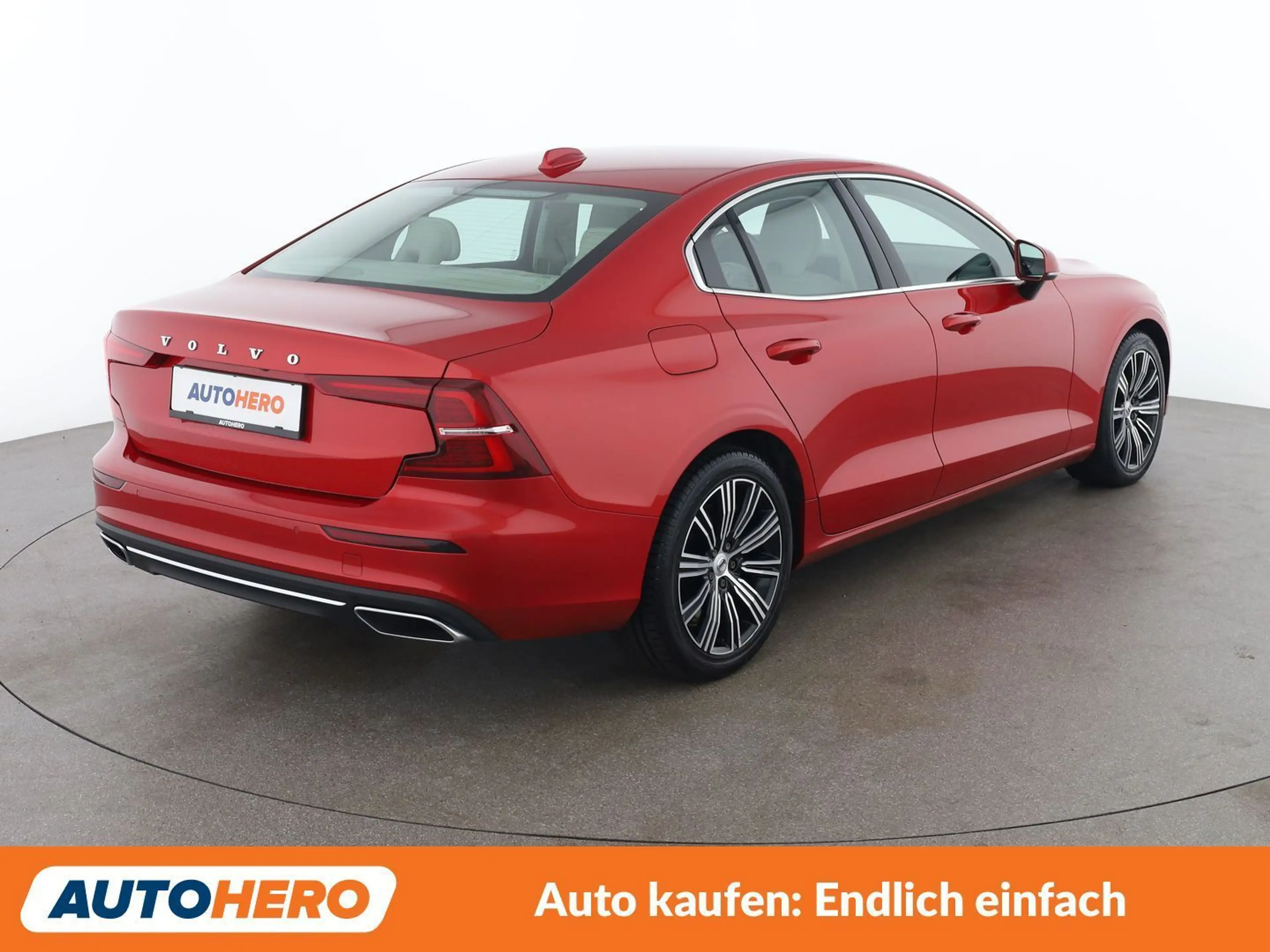 Volvo S60 2.0 T8 Plug-in Hybrid Inscription AWD — photo 6
