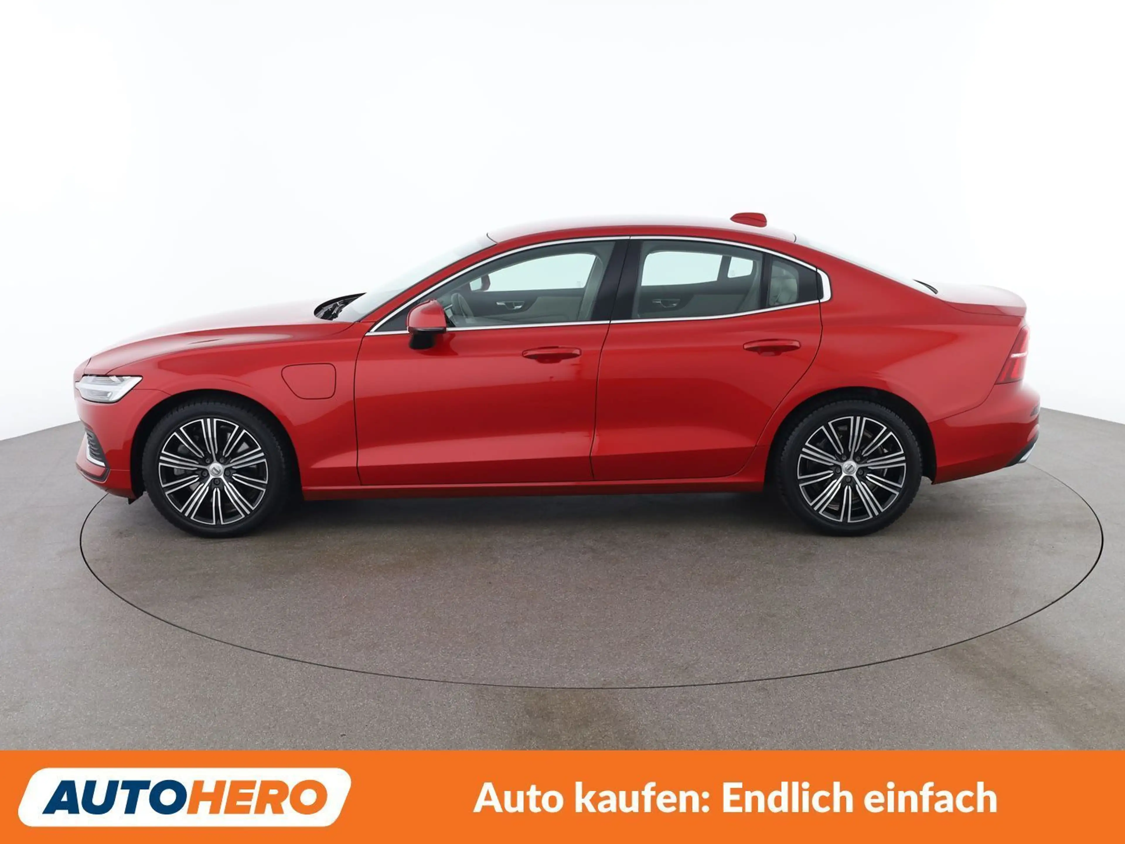 Volvo S60 2.0 T8 Plug-in Hybrid Inscription AWD — photo 3