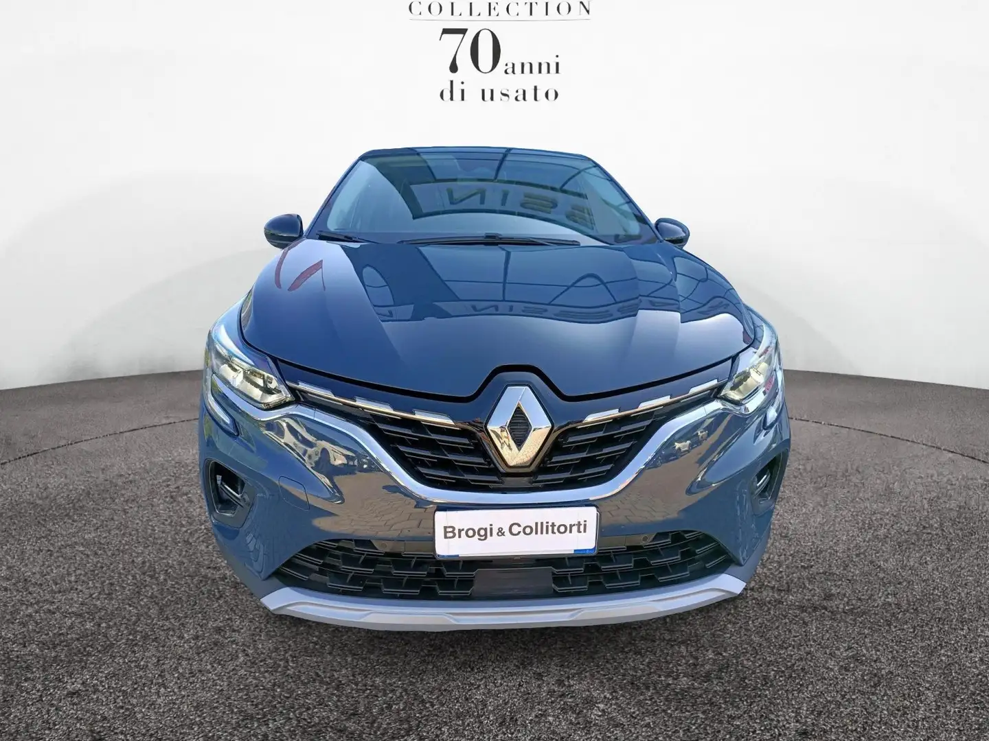 Renault Captur 1.6 E-TECH Hybrid Intens Auto 145cv Grijs - 2