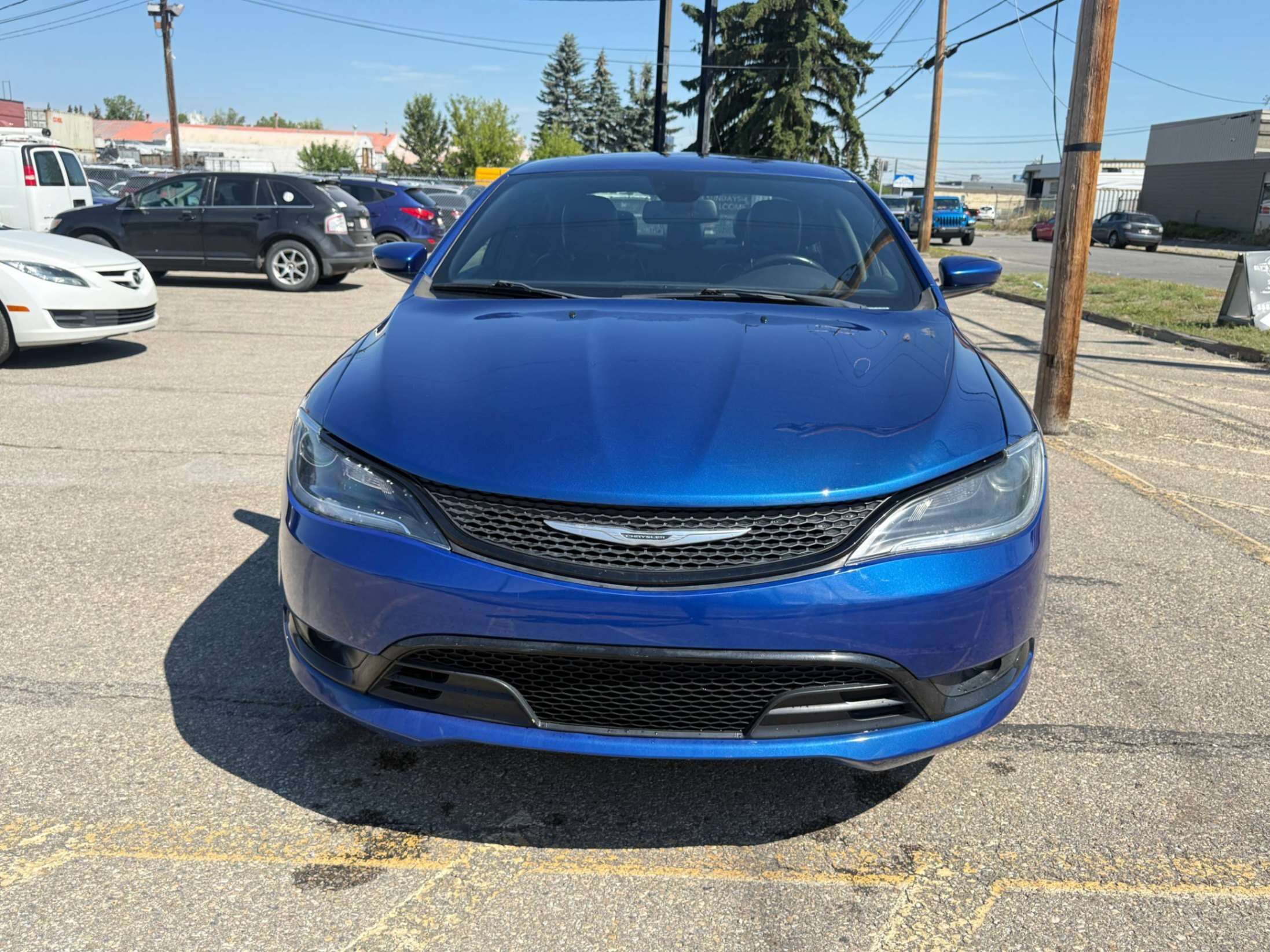 2016 Chrysler 200 4dr Sdn S FWD — снимка 1