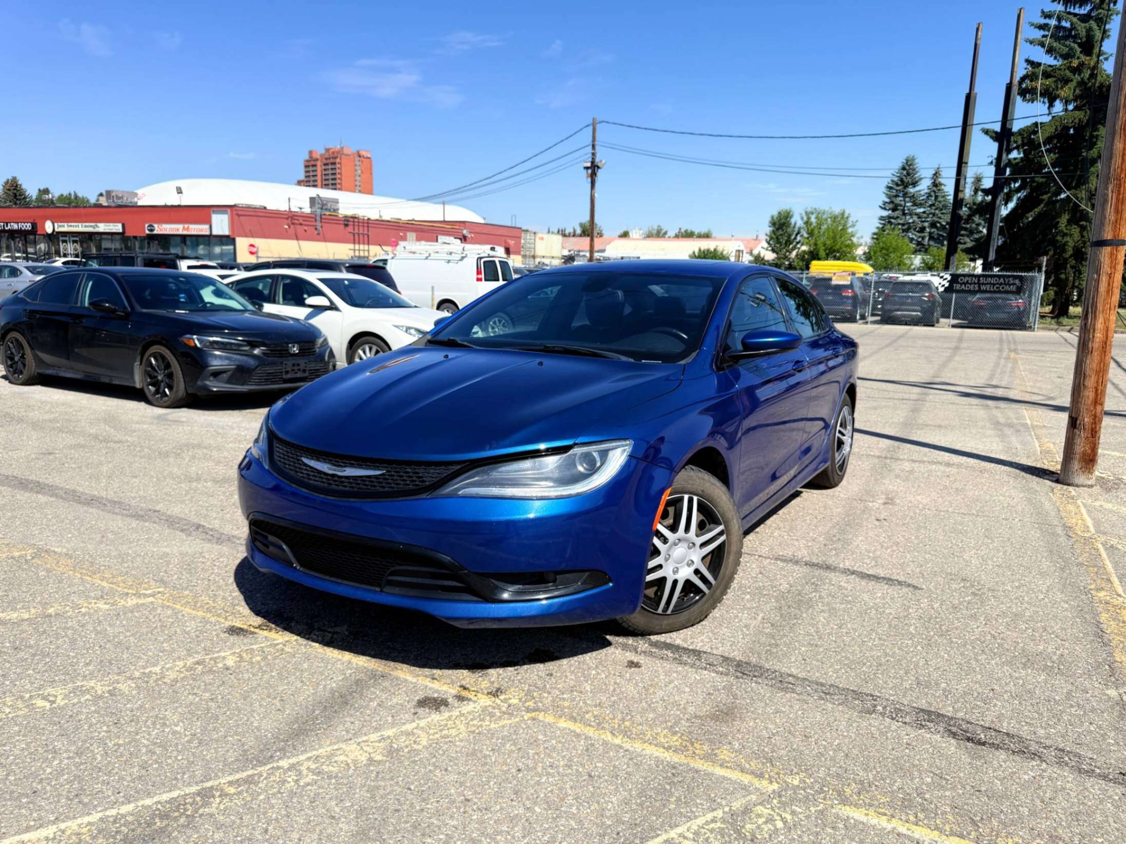 2016 Chrysler 200 4dr Sdn S FWD