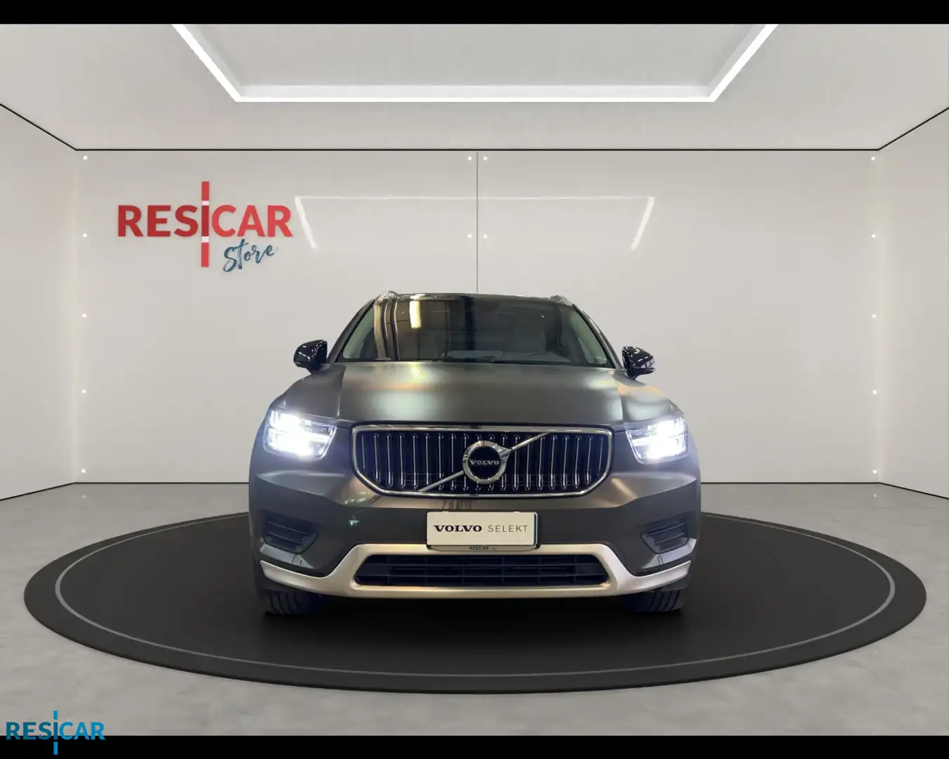Volvo XC40 1.5 t4 phev Inscription auto my21 Verde - 2