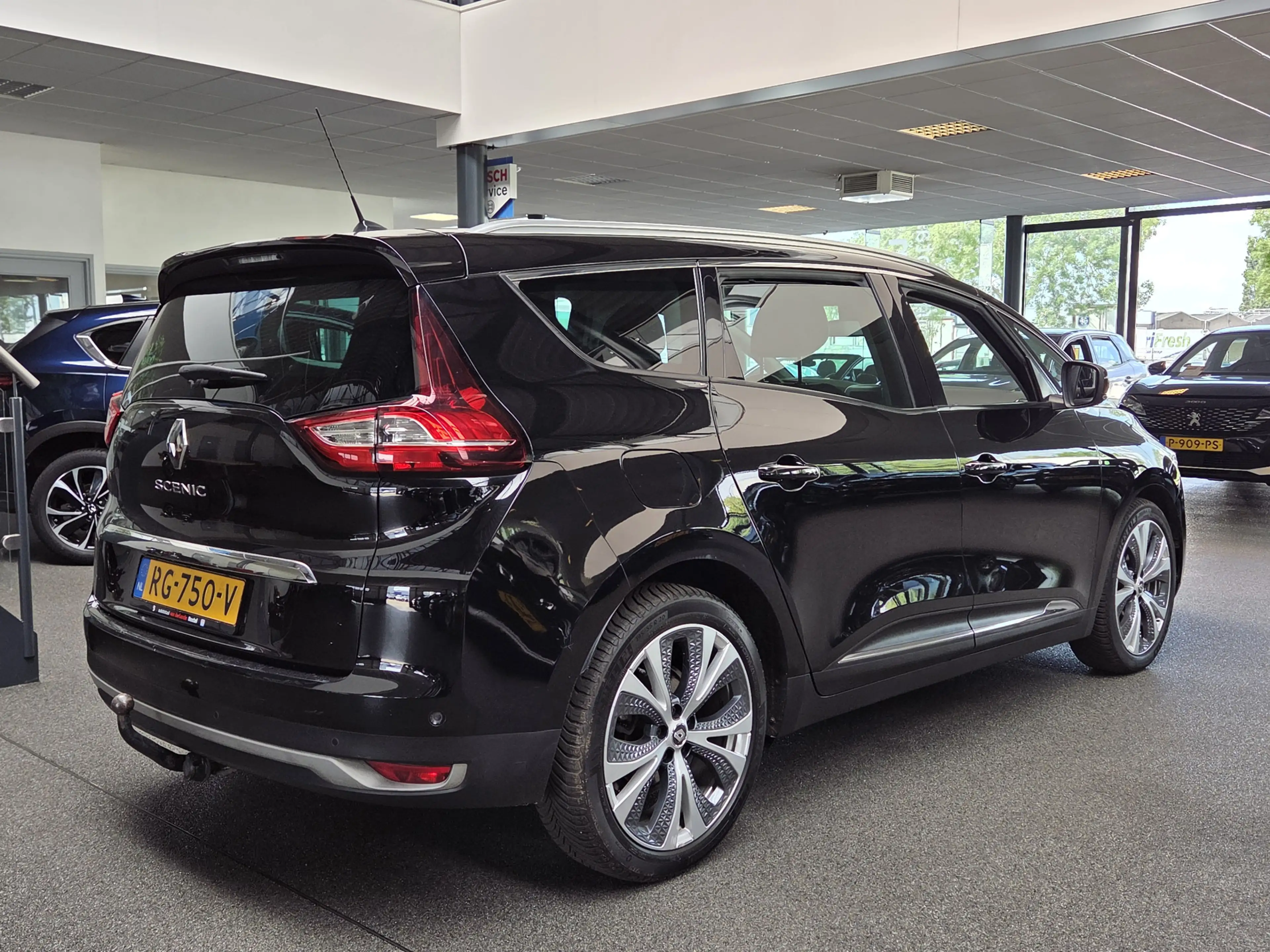 Renault Grand Scenic 1.2 TCe Intens Trekhaak, Camera, Cruise, 20"LM vel — photo 9