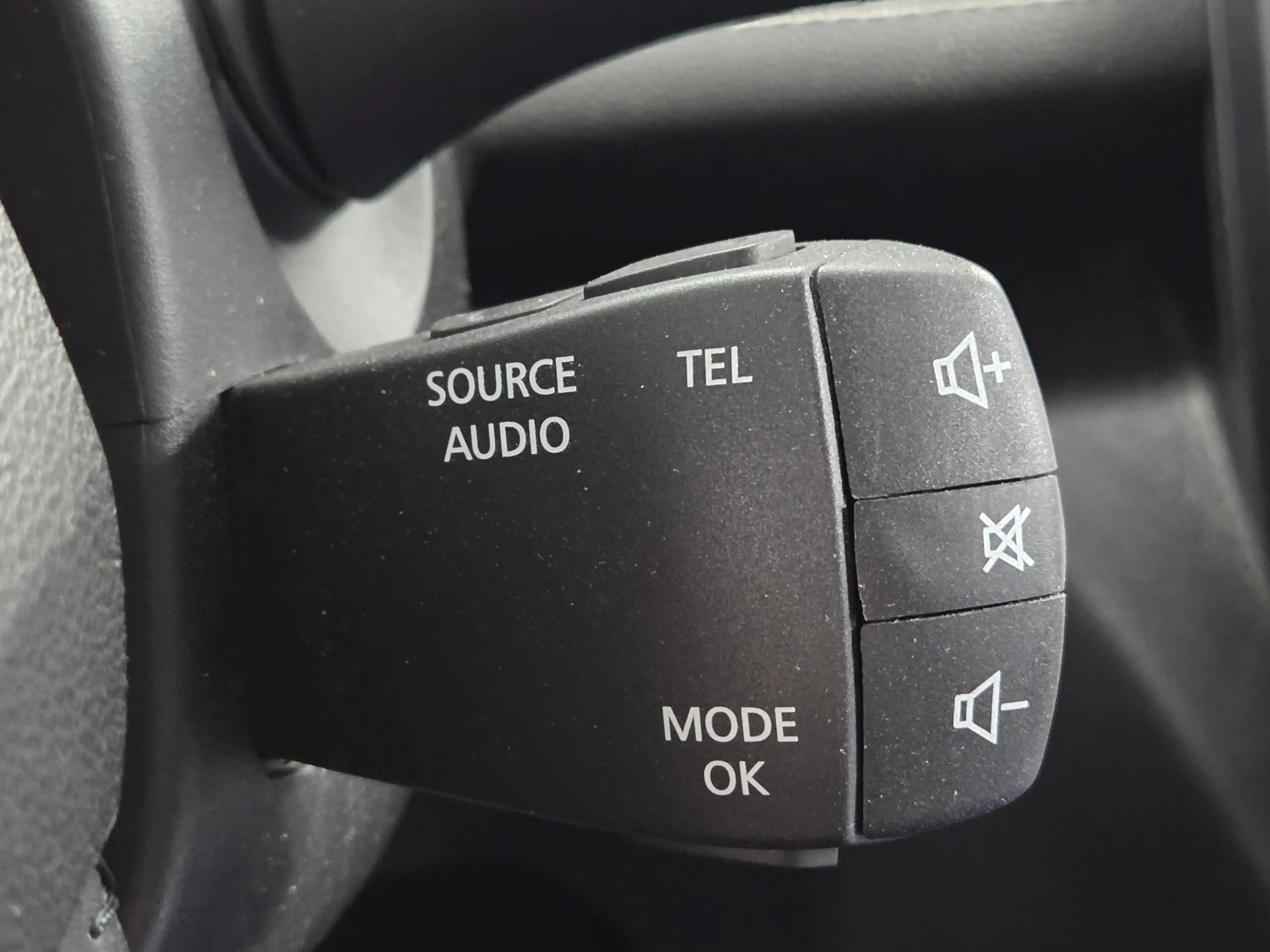 Renault Grand Scenic 1.2 TCe Intens Trekhaak, Camera, Cruise, 20"LM vel — photo 33