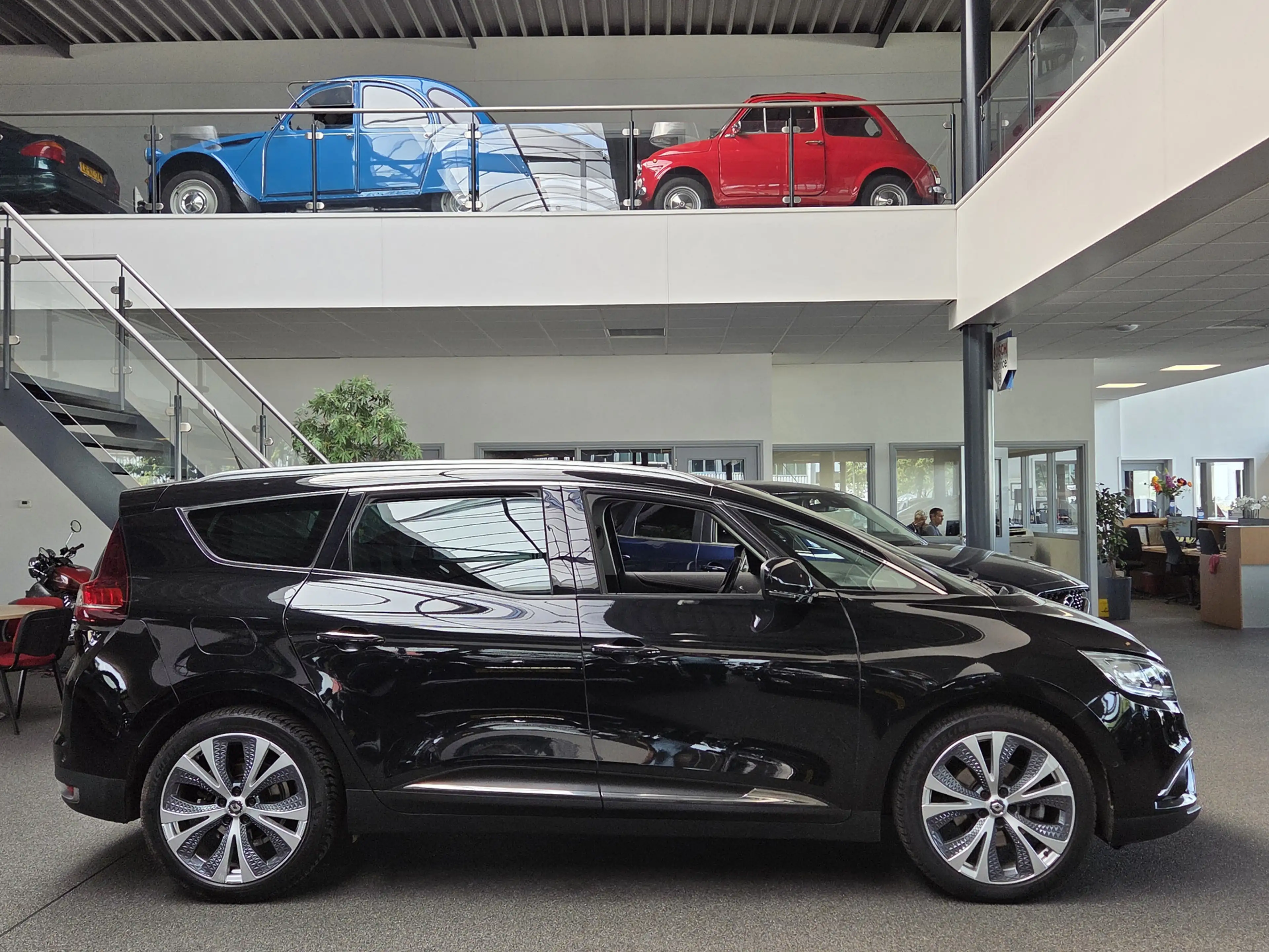 Renault Grand Scenic 1.2 TCe Intens Trekhaak, Camera, Cruise, 20"LM vel — photo 10