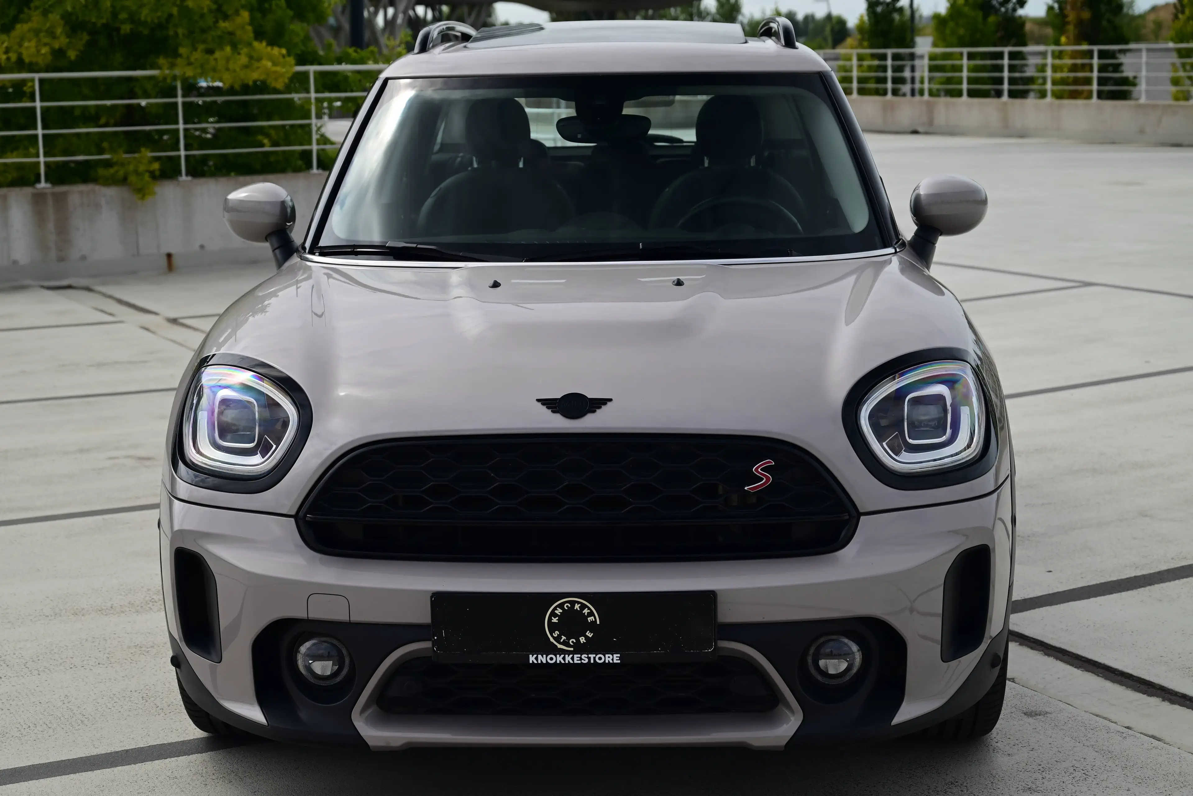 MINI Cooper S Countryman Mini Countryman Cooper S / ALL4 / AUT / SUNROOF / LEATHER LOUNGE / PARKASSIST / BLACK EXTERIOR — photo 9