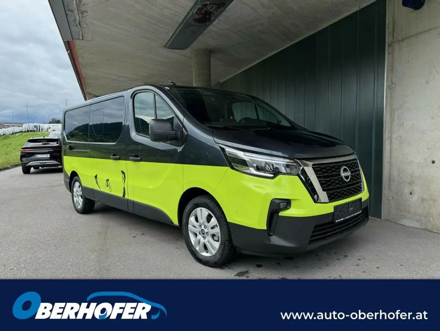 Nissan Primastar Kombi L2H1 dCi 150 Tekna *8-Sitzer* Grau - 1