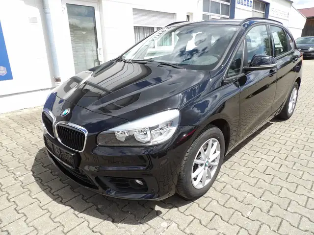 BMW 218 2er Active Tourer 218i Active Tourer Advantage