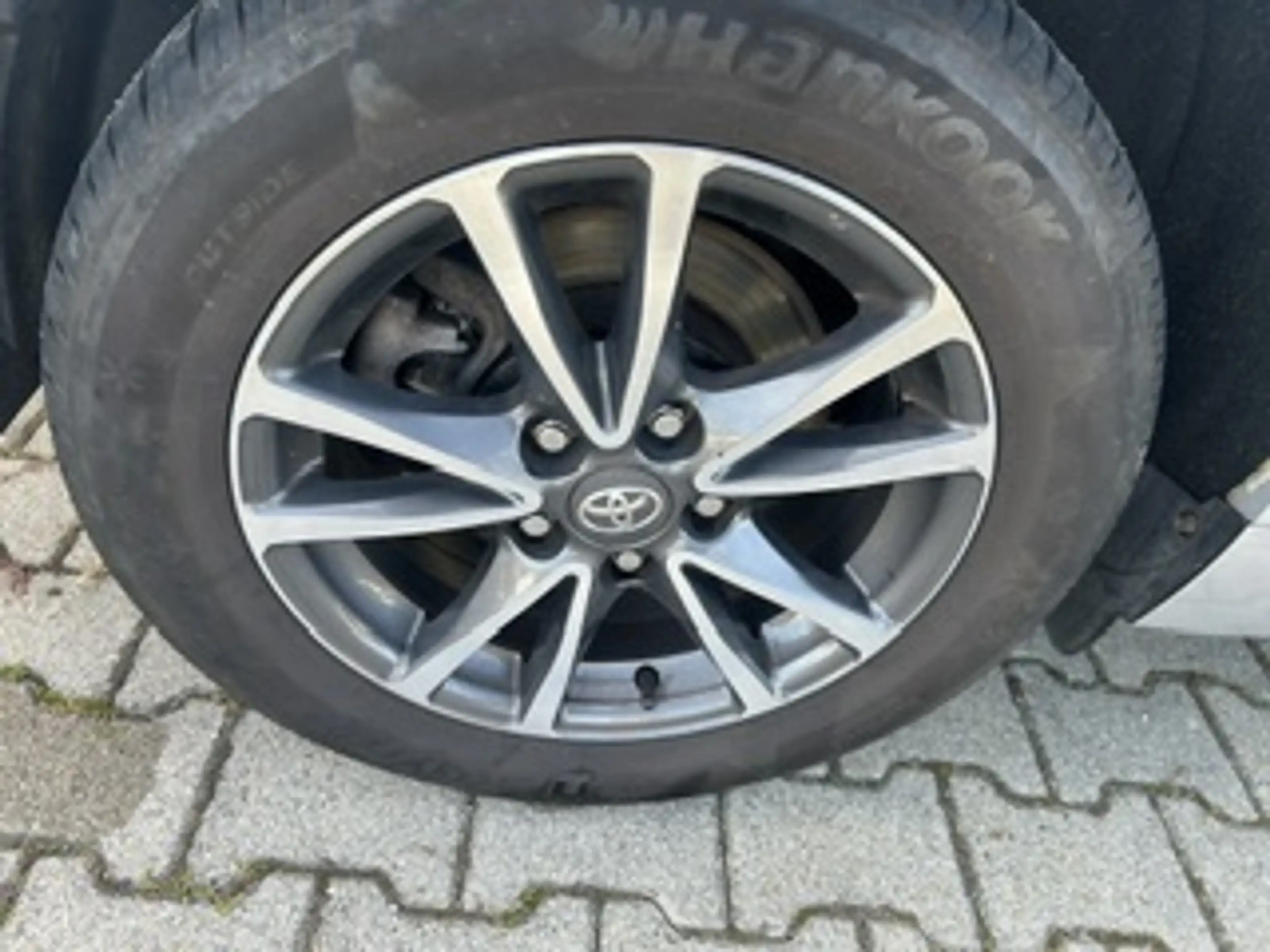 Toyota Verso 1.6 VVT-i Life 5 Sitz, Klima, ALU, AHK, Sitzheizung vo. — photo 8