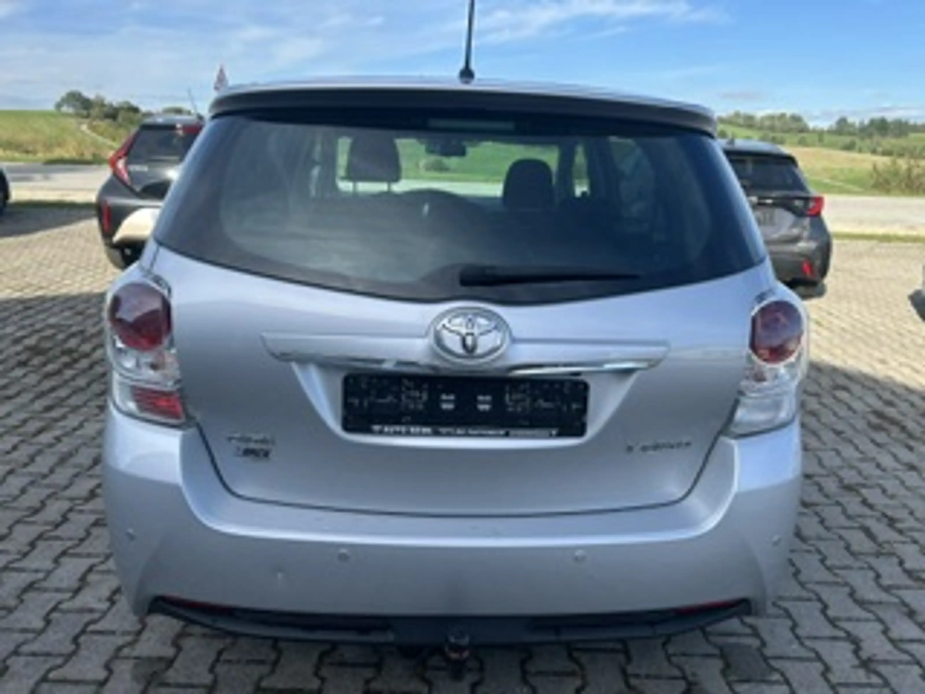 Toyota Verso 1.6 VVT-i Life 5 Sitz, Klima, ALU, AHK, Sitzheizung vo. — photo 5