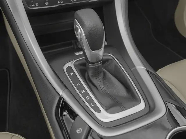 Ford Fusion 2015 — photo 7